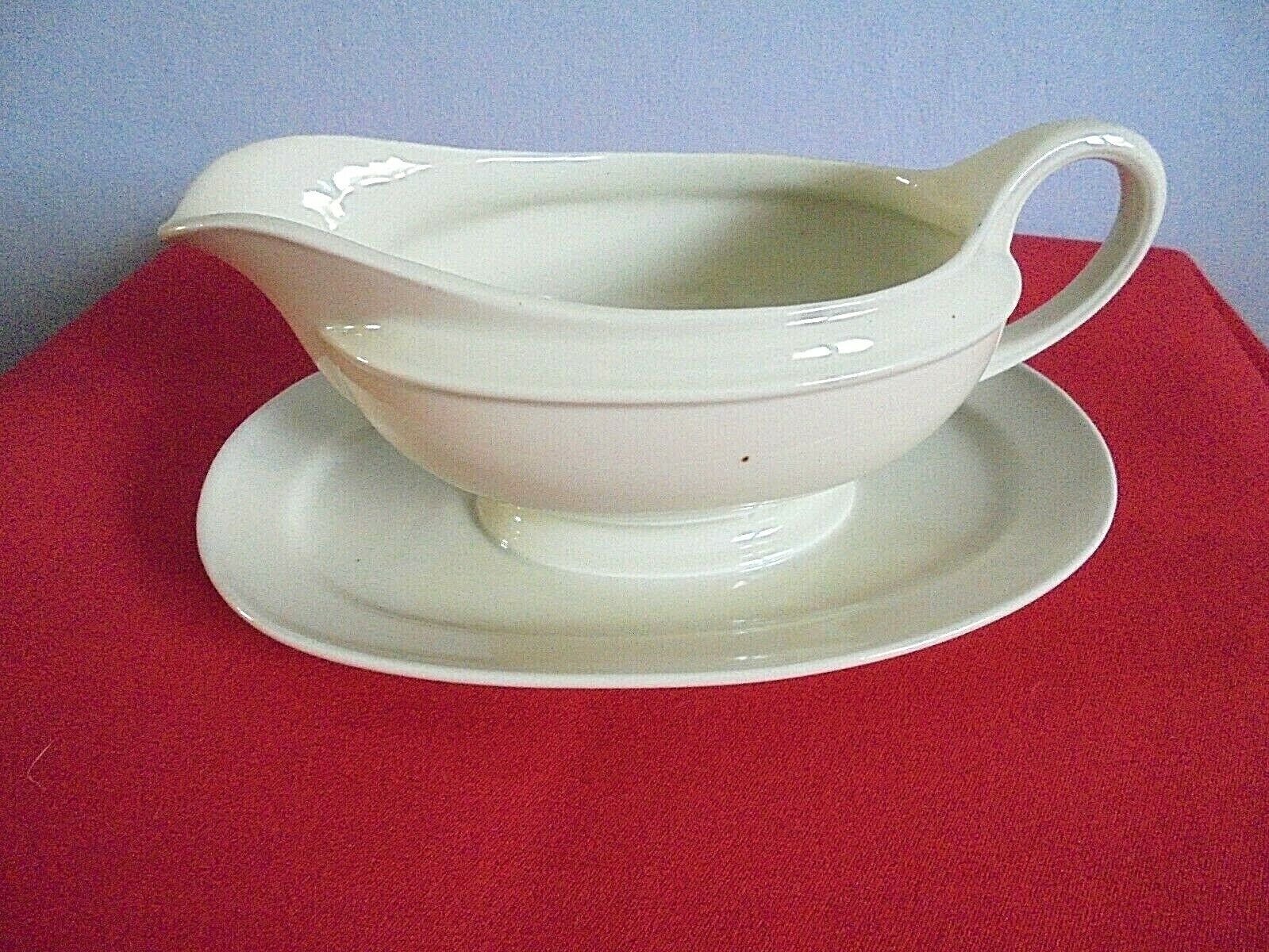 White ceramic saucière Hutschenreuther Hohenberg Evelyn US