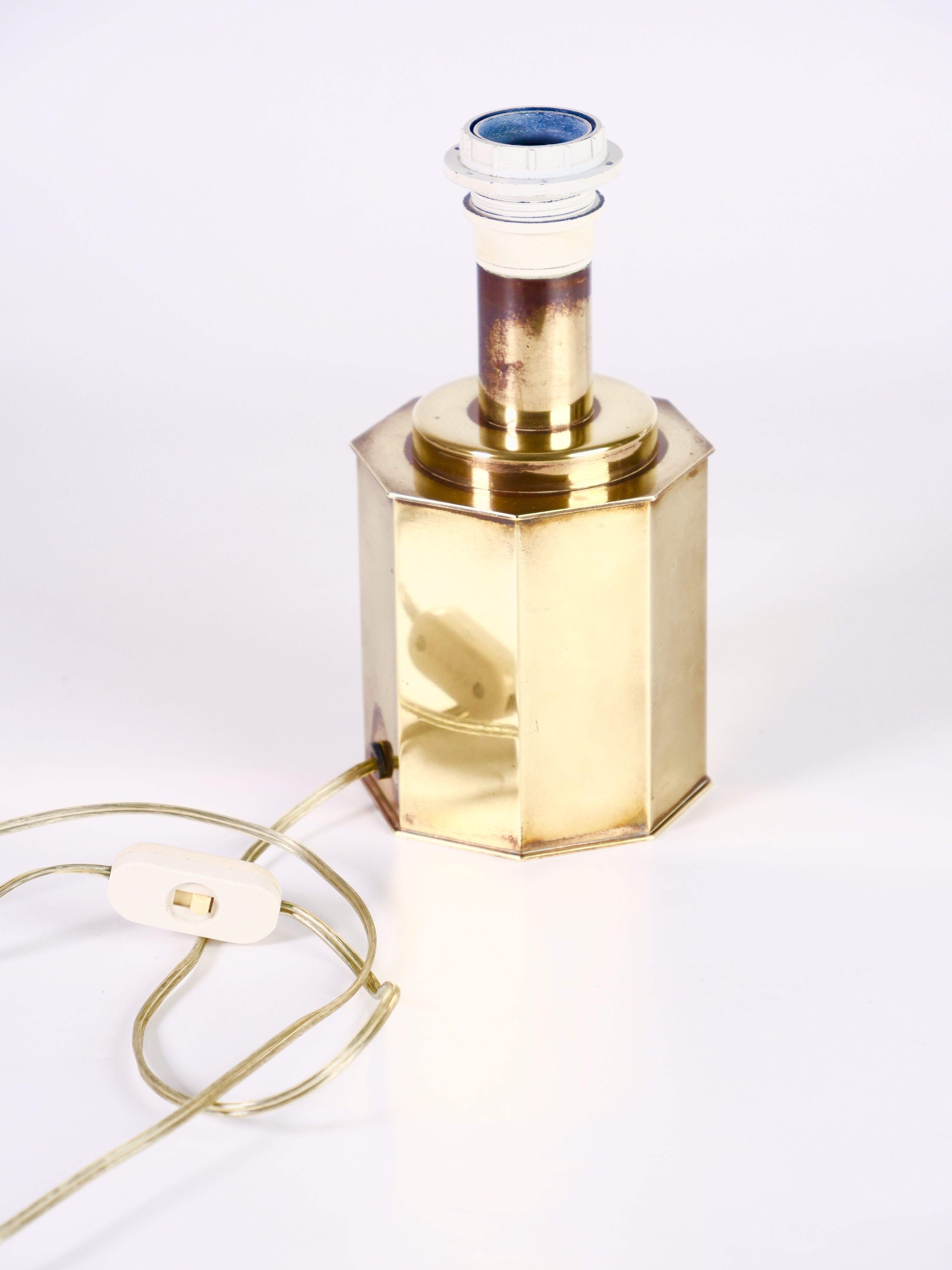 Octagonal brass lamp