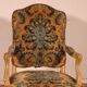 fauteuil sculpté rechampi de style louis XV -19° siècle