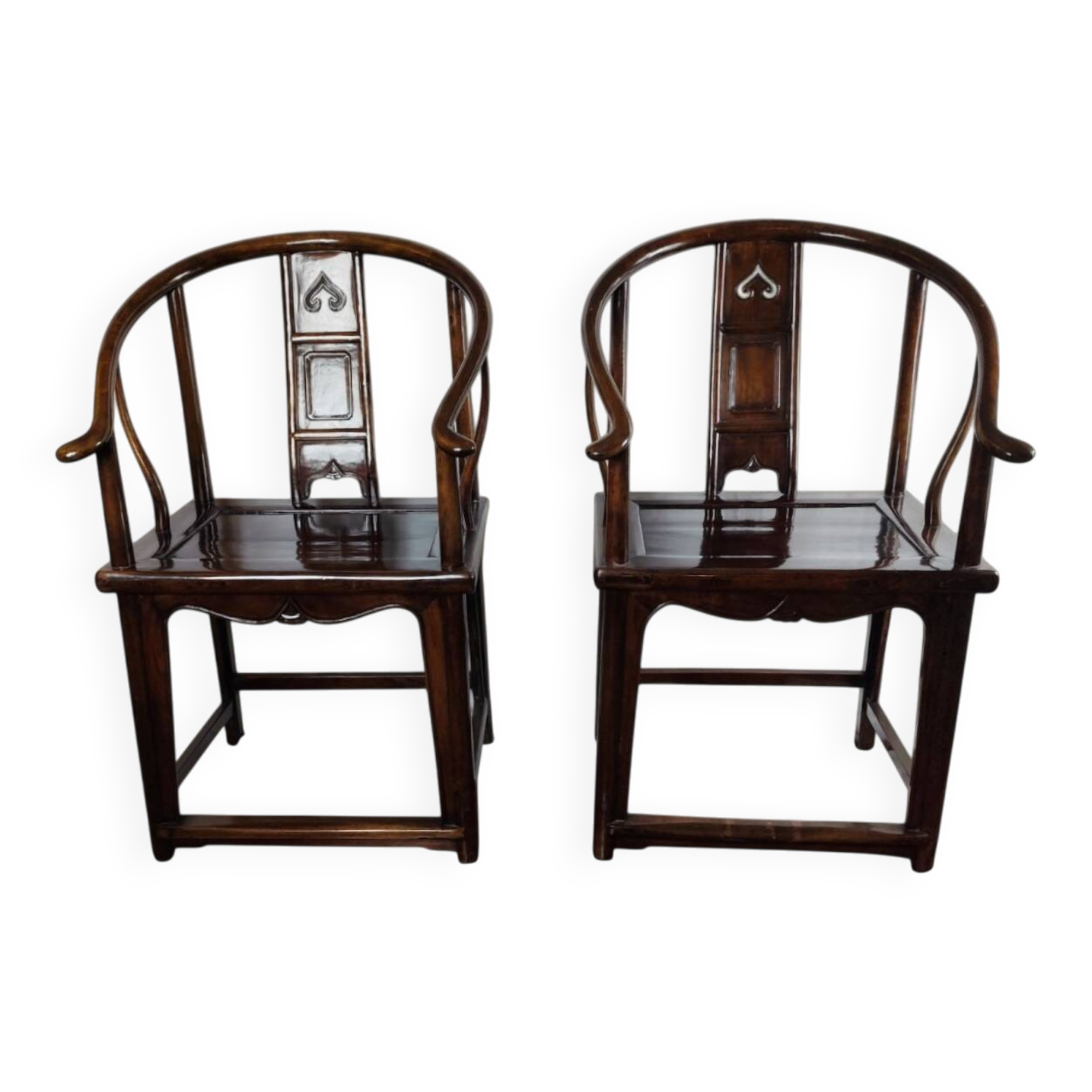 Pair of Horse-shoe Iron Armchairs in Catalpa Wood, China, 19th Century - Qing Dynasty.