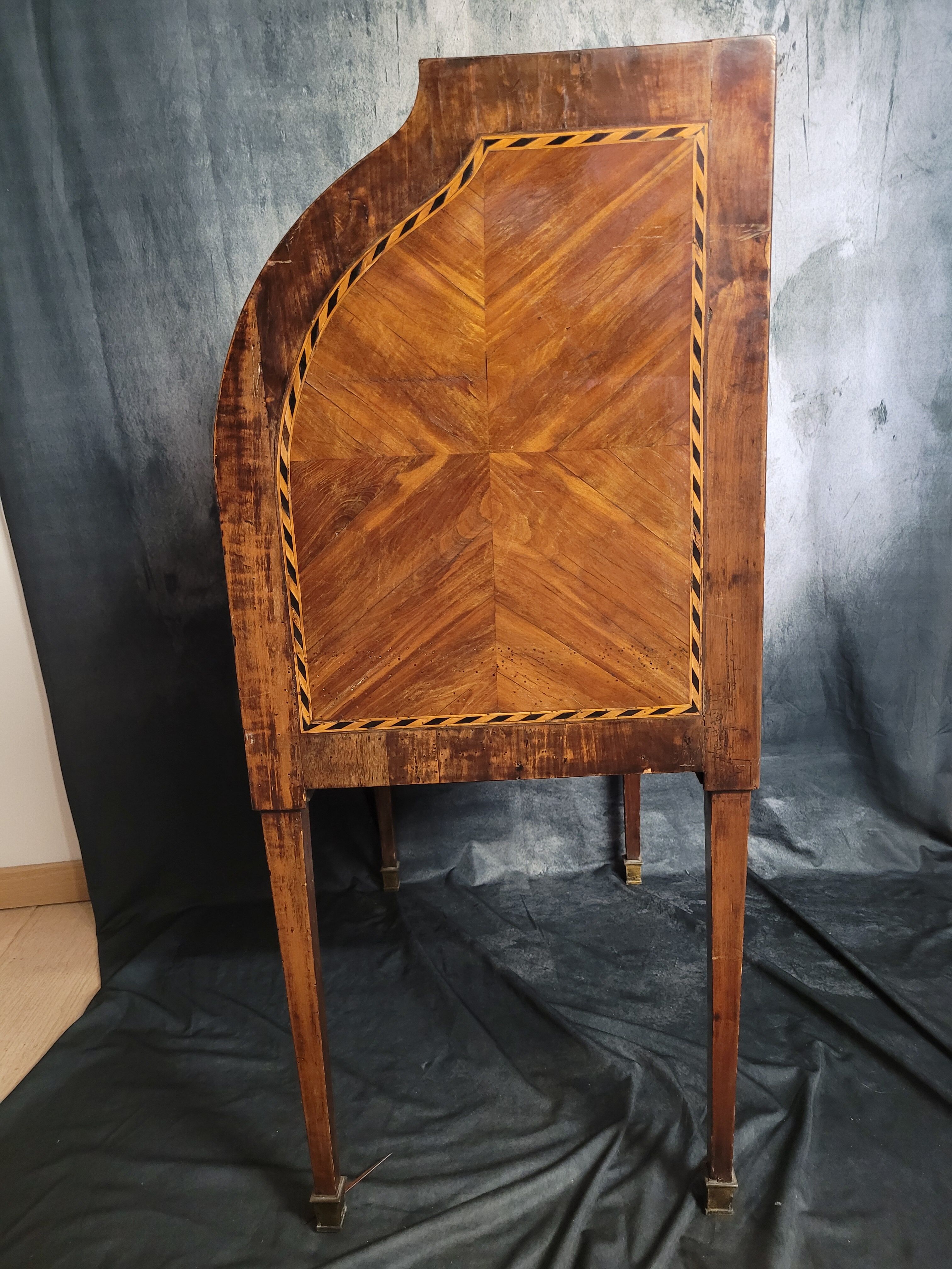 Vintage cylinder desk Louix XVI