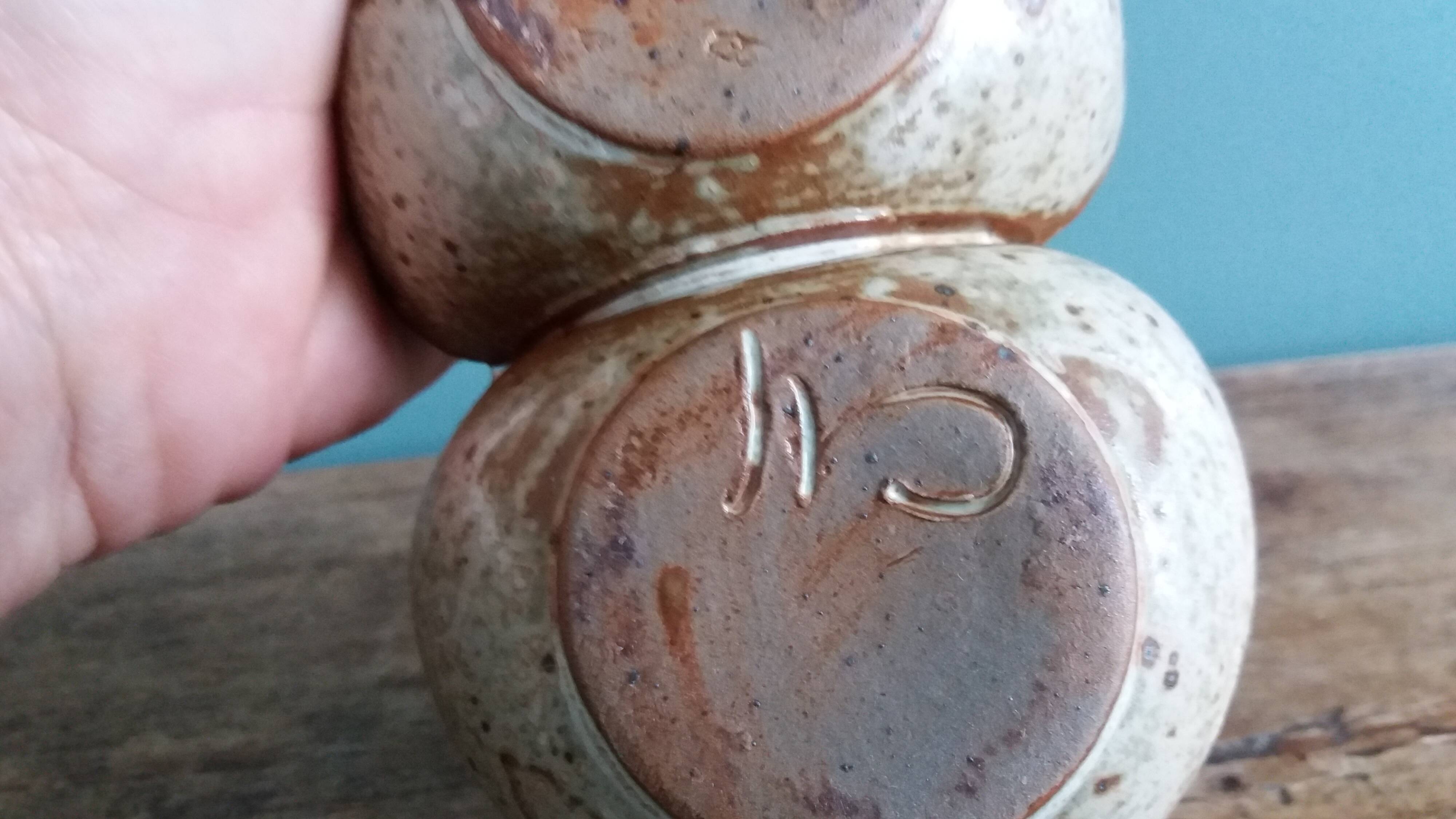 Stoneware salt and sauce dish from Puisaye, signed Jean-Pierre Prud’homme