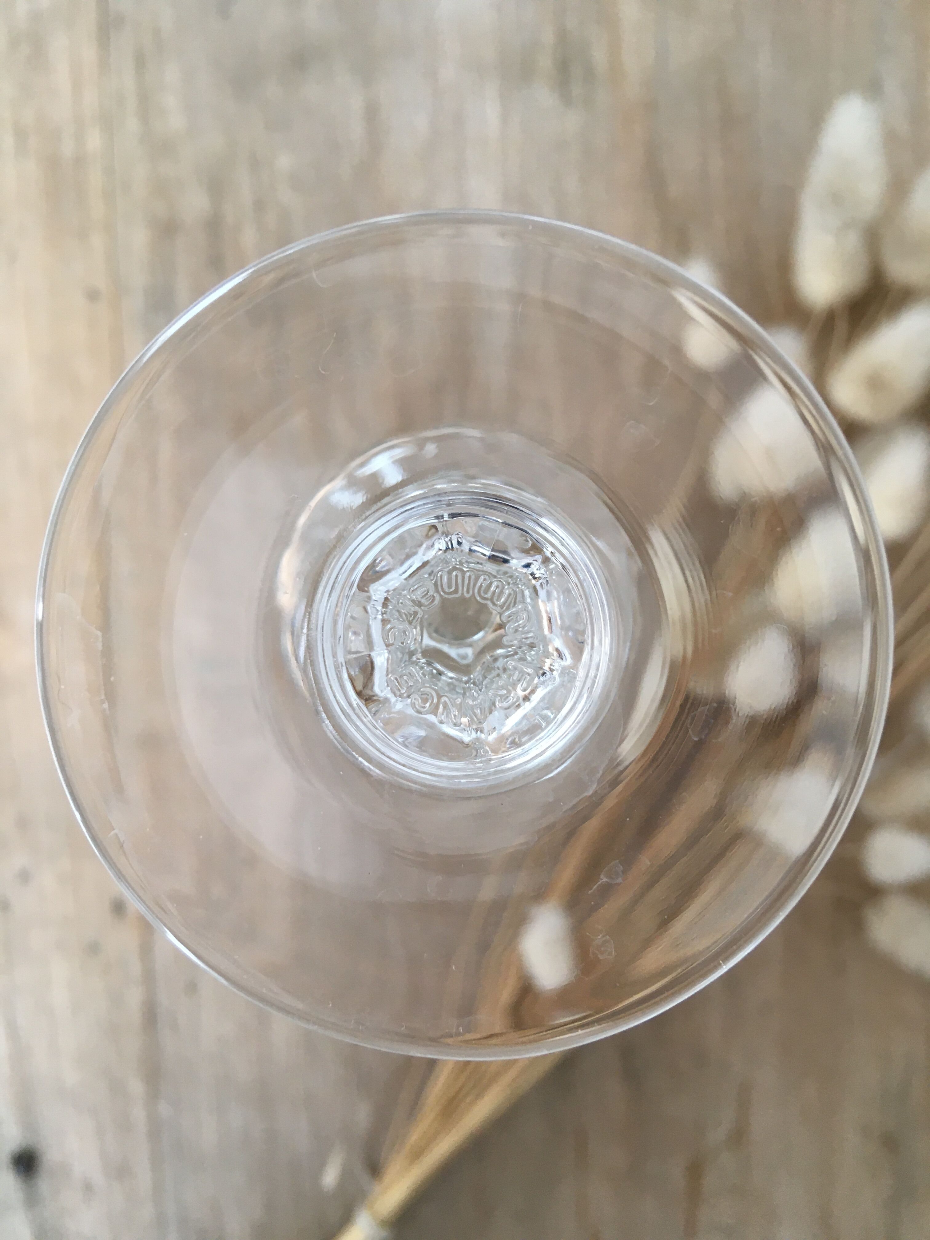 Luminarc champagne flutes