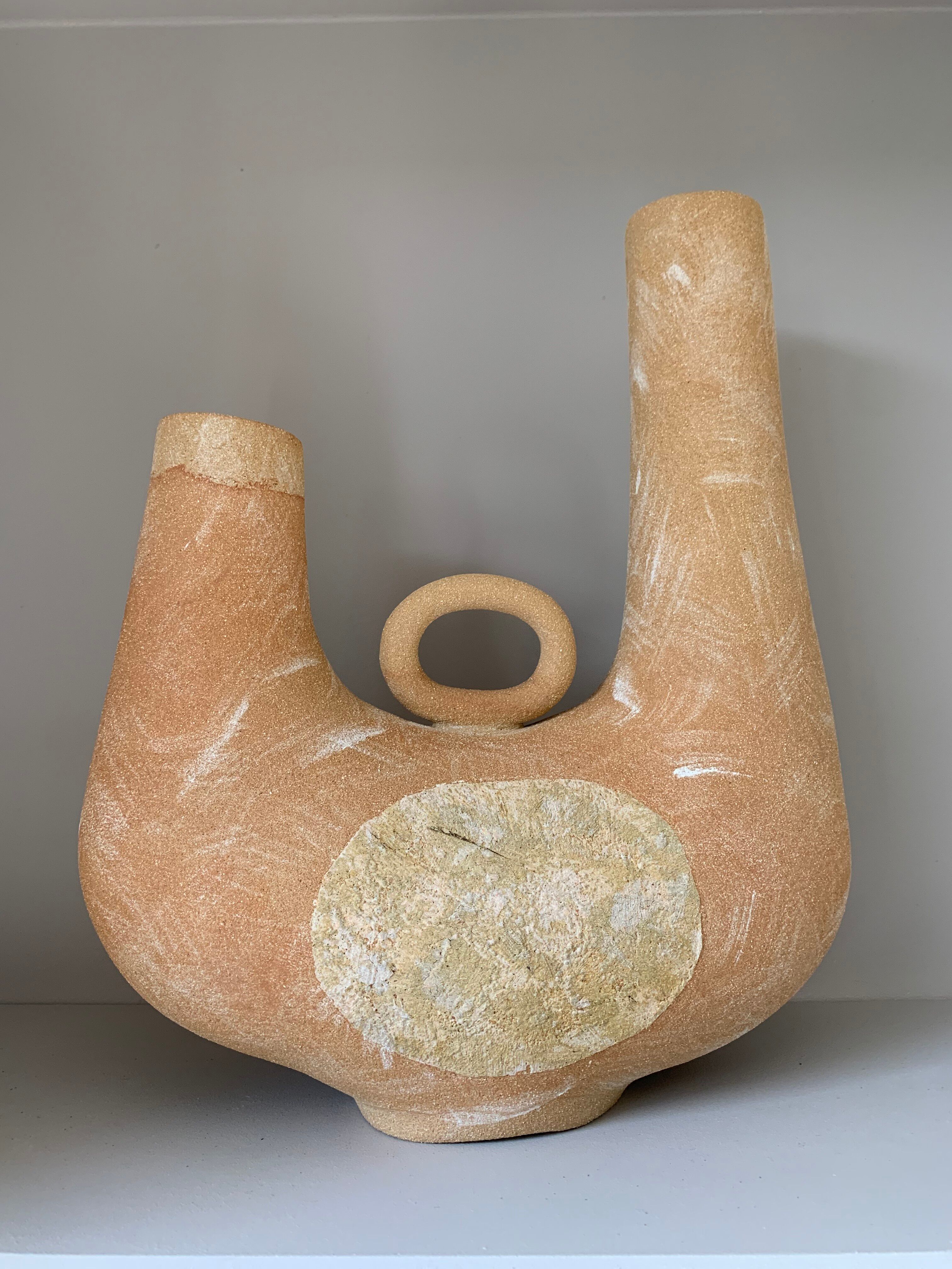 Grand vase en grès brut
