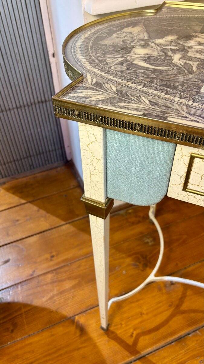 Original hairdresser - tray with Toile de Jouy pattern