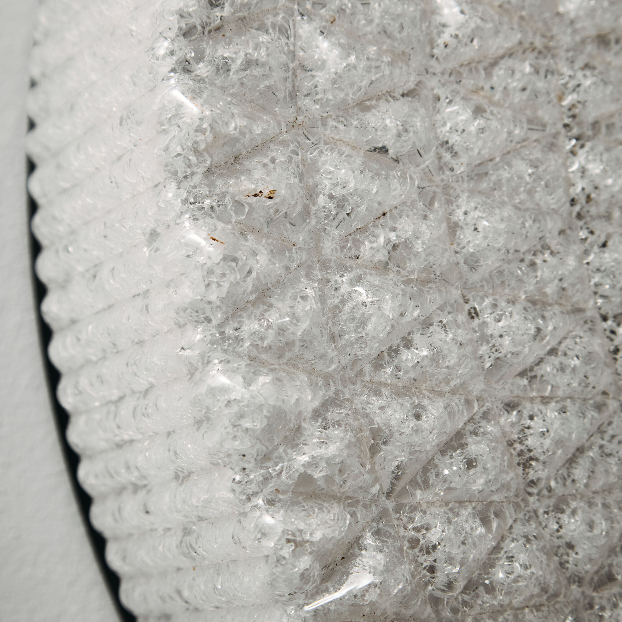 Applique murale en métal et plastique