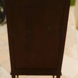 Mahogany veneer display case, opening with a door and a drawer, Louis XVI style - Very good condition