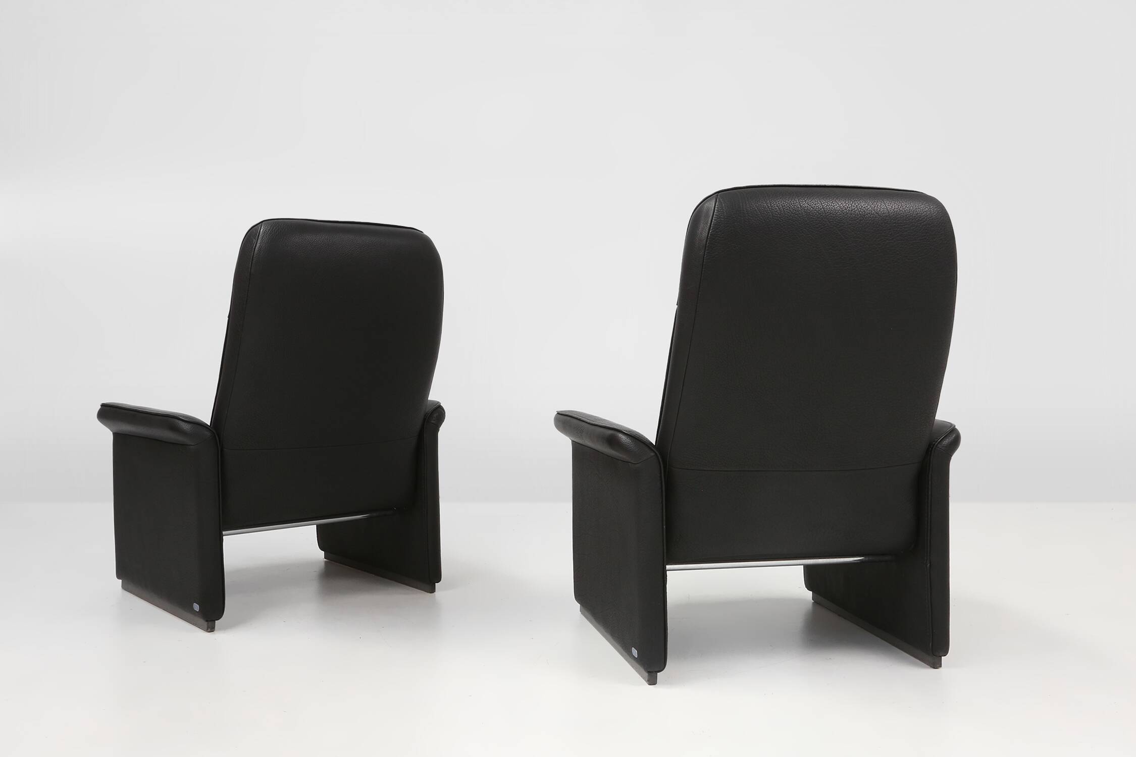 Exceptional De Sede DS50 lounge chair in black leather, Switzerland ca. 1980