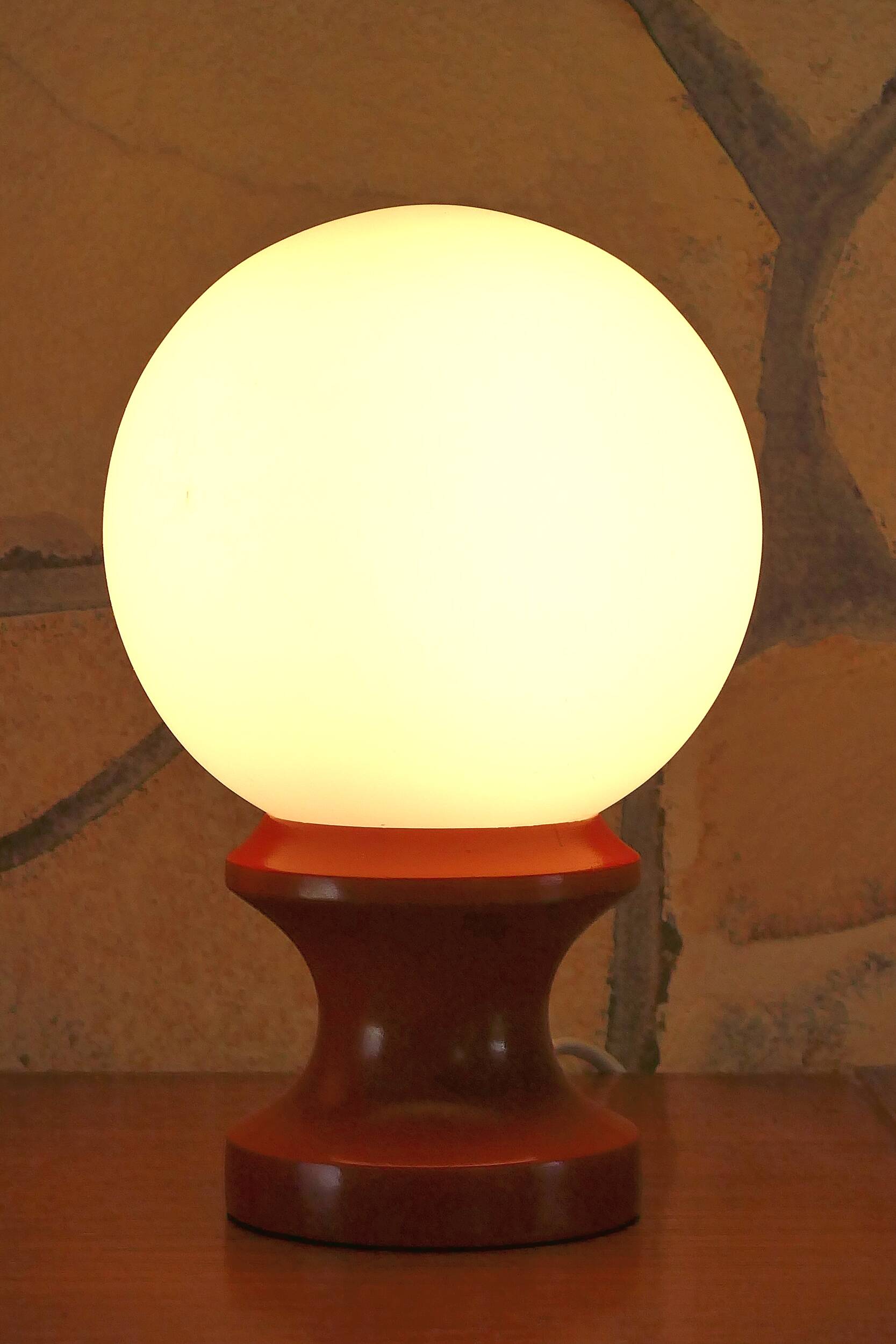 Table or bedside lamp orange wood and opaline vintage 70's hustadt