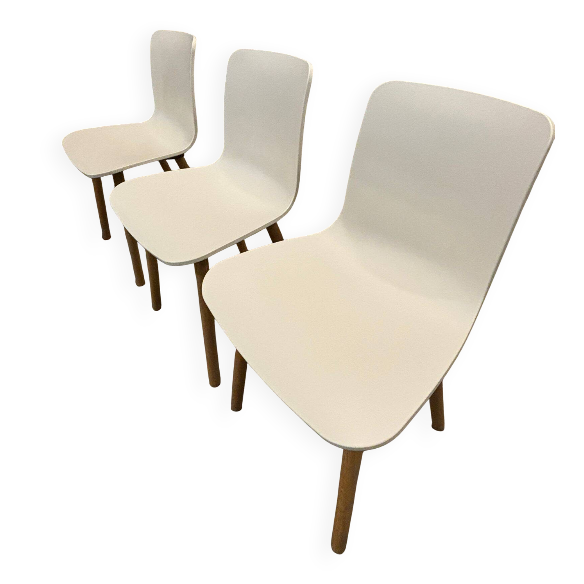 3 Vitra Hal Jasper Morrison, plastic and wood – white – work chair