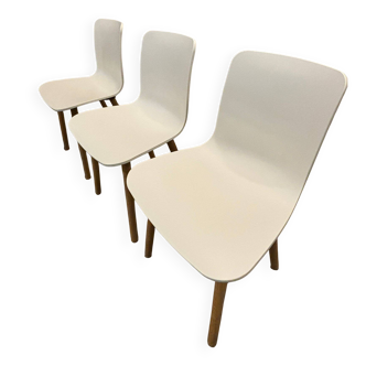 3 Vitra Hal Jasper Morrison, plastic and wood – white – work chair