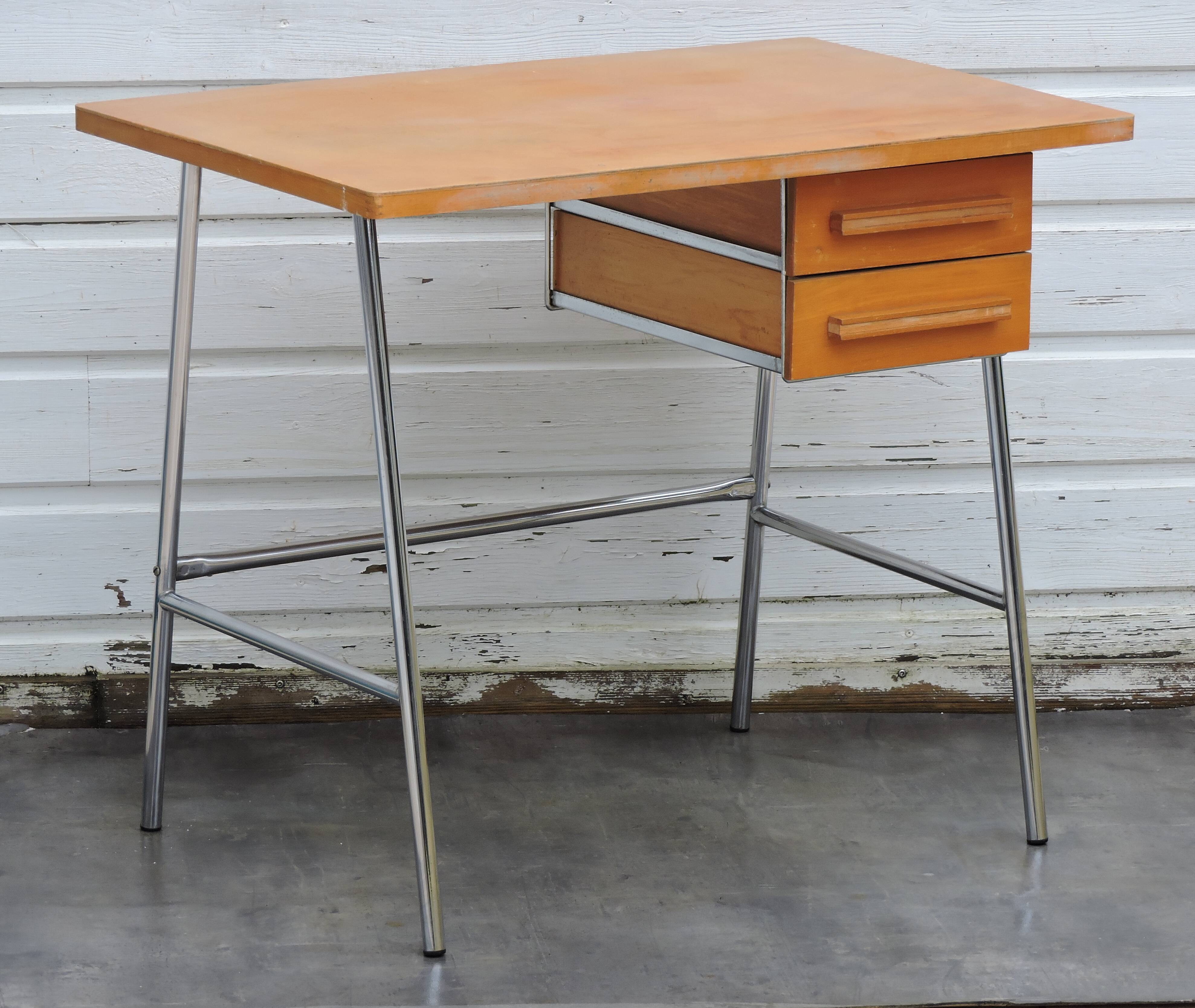 Bureau vintage en bois et tube chromé