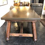 Farm table