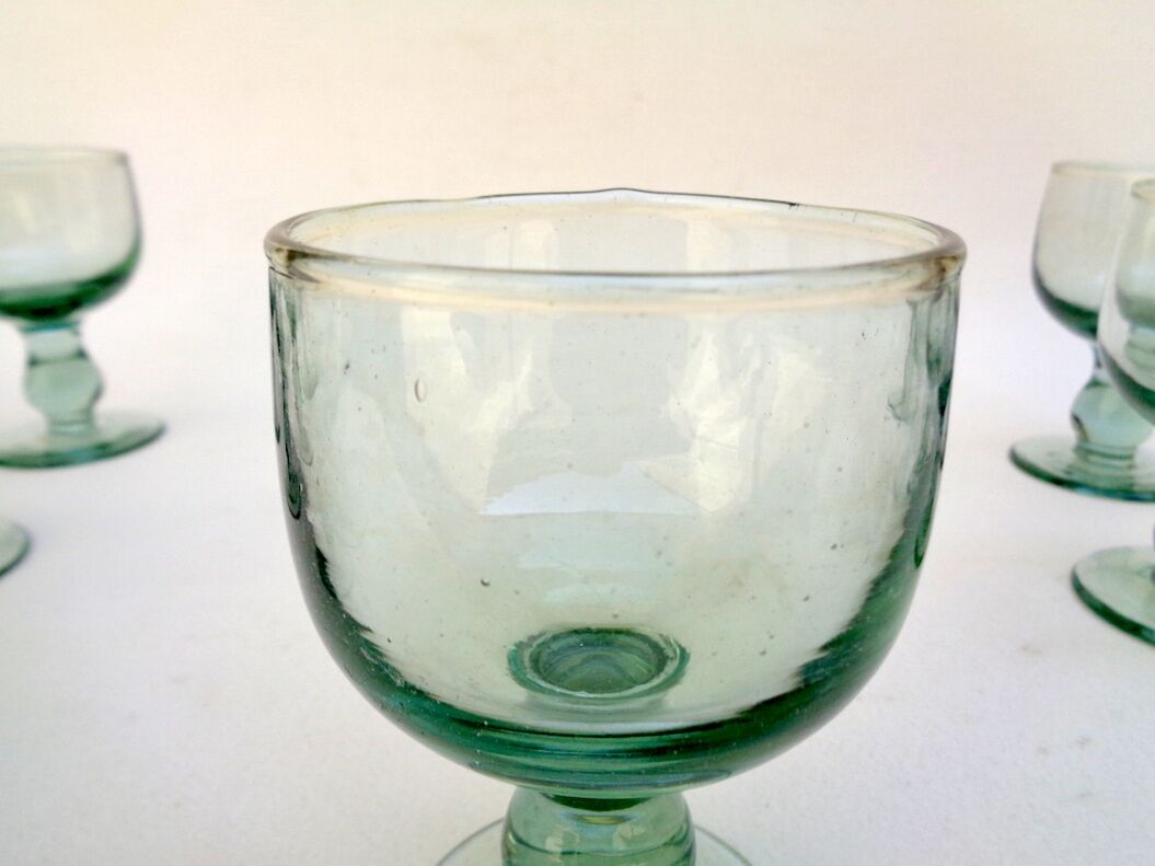 Set of 8 vintage water green glasses