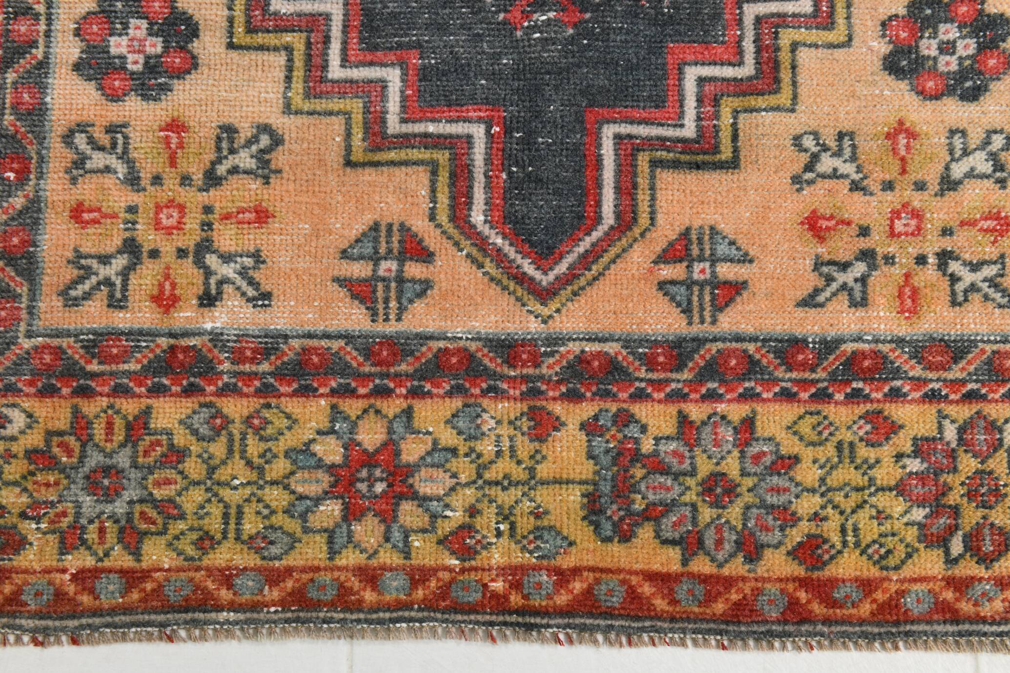 57s Antique Red & Navy Blue Vintage Persian Rug, 106x201Cm