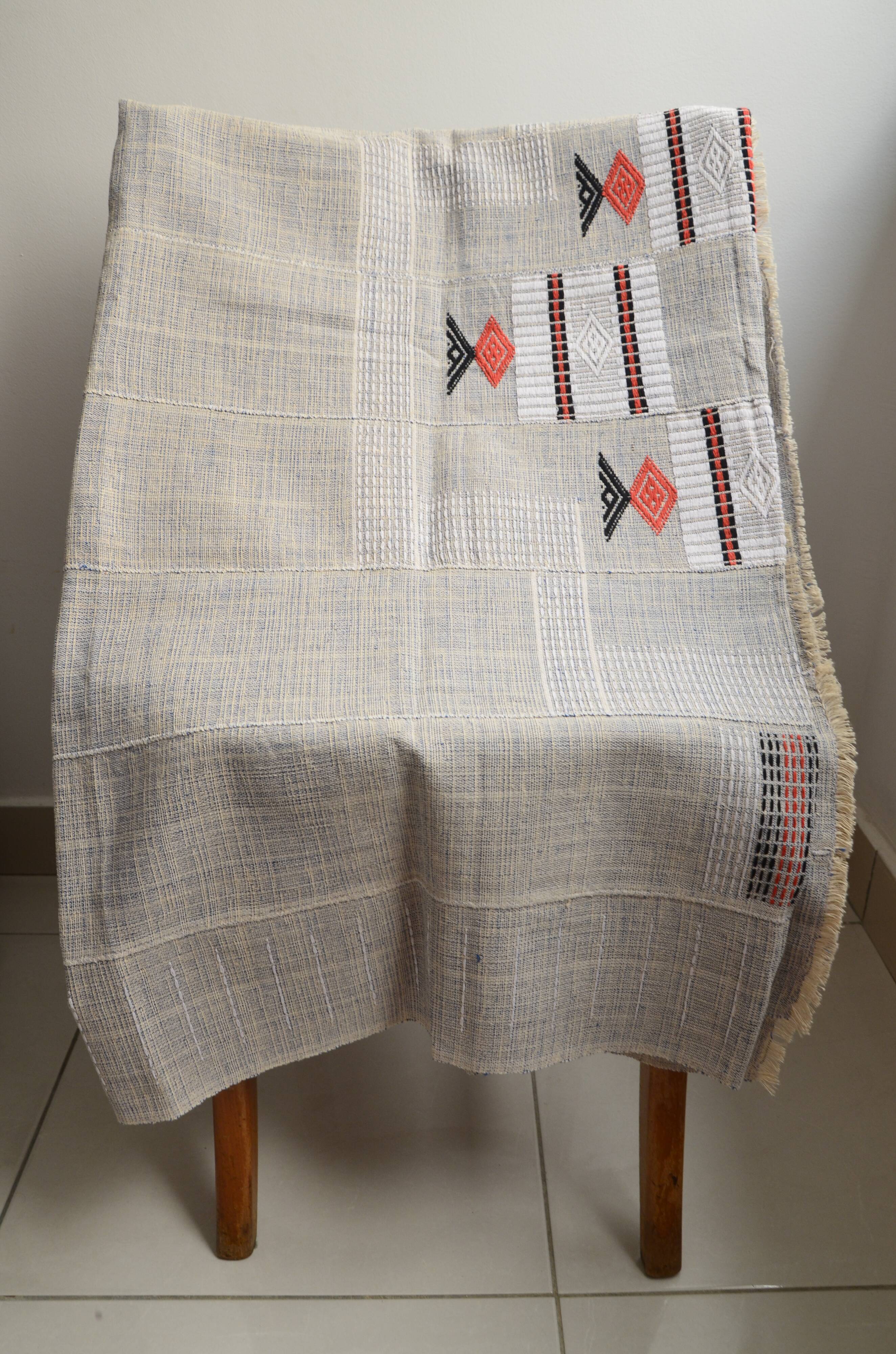 Jeté de lit en pagne kita, motif ethnique