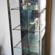 Vitrine de magasin en laiton nickelé des années 30