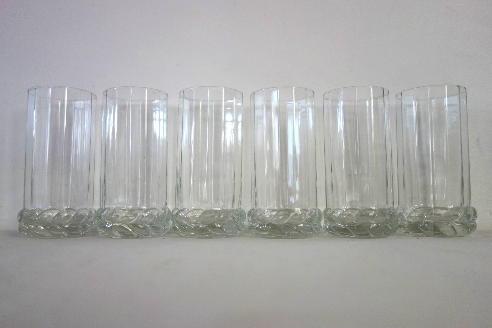 Set of 6 original big-footed glasses from the 70s