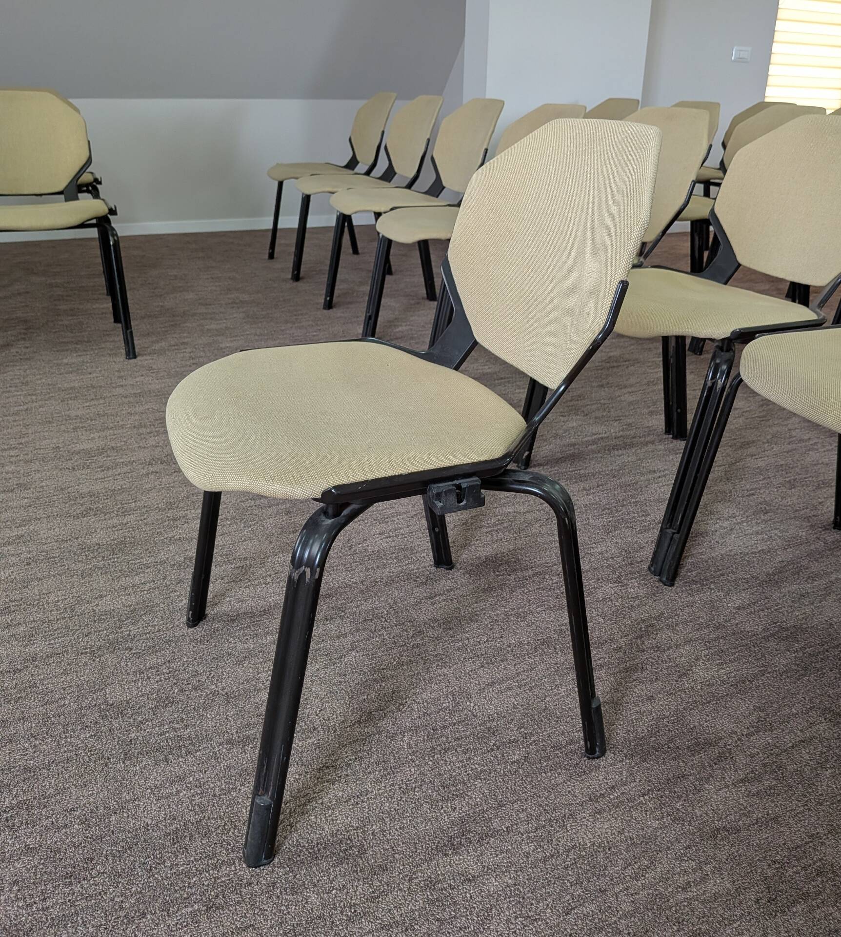 Stock of 100 vintage chairs fröscher sitform (1983) - open to offers