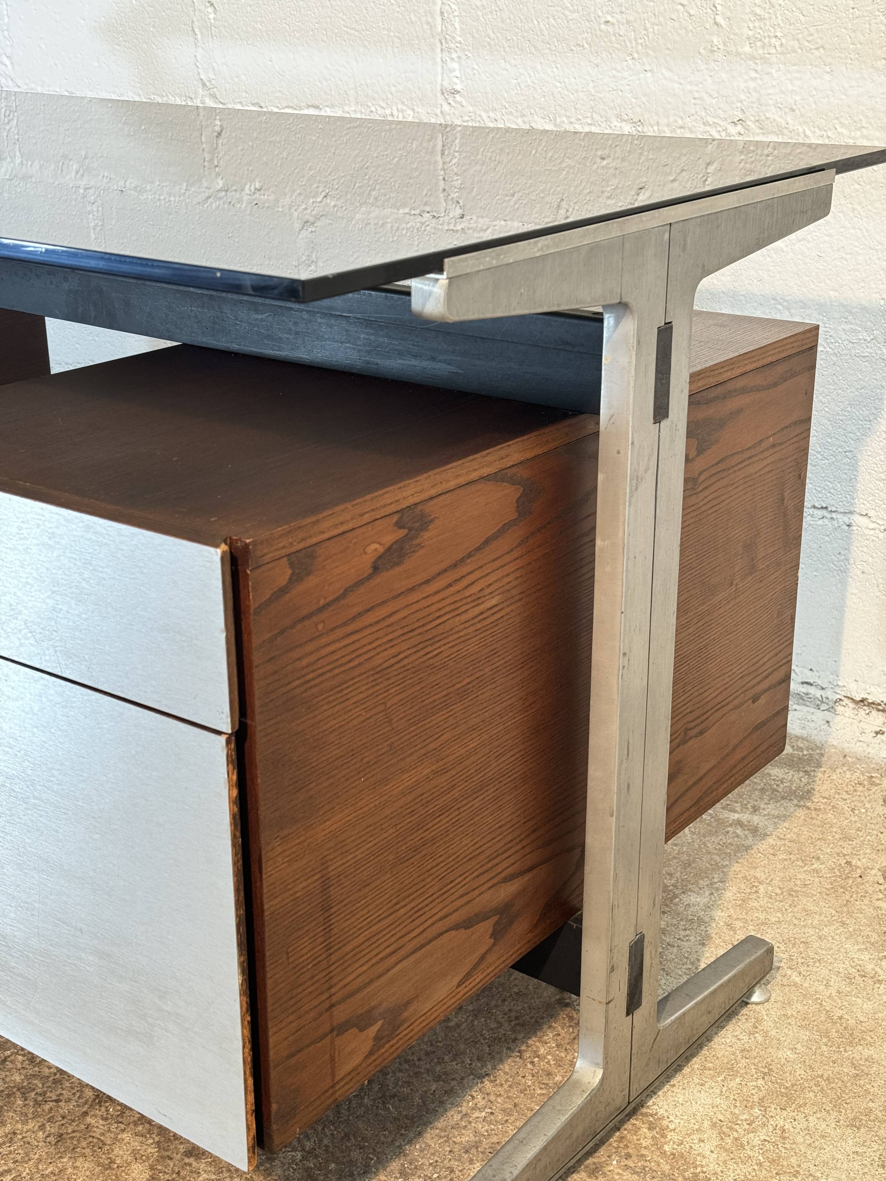 Etienne Fermigier Office