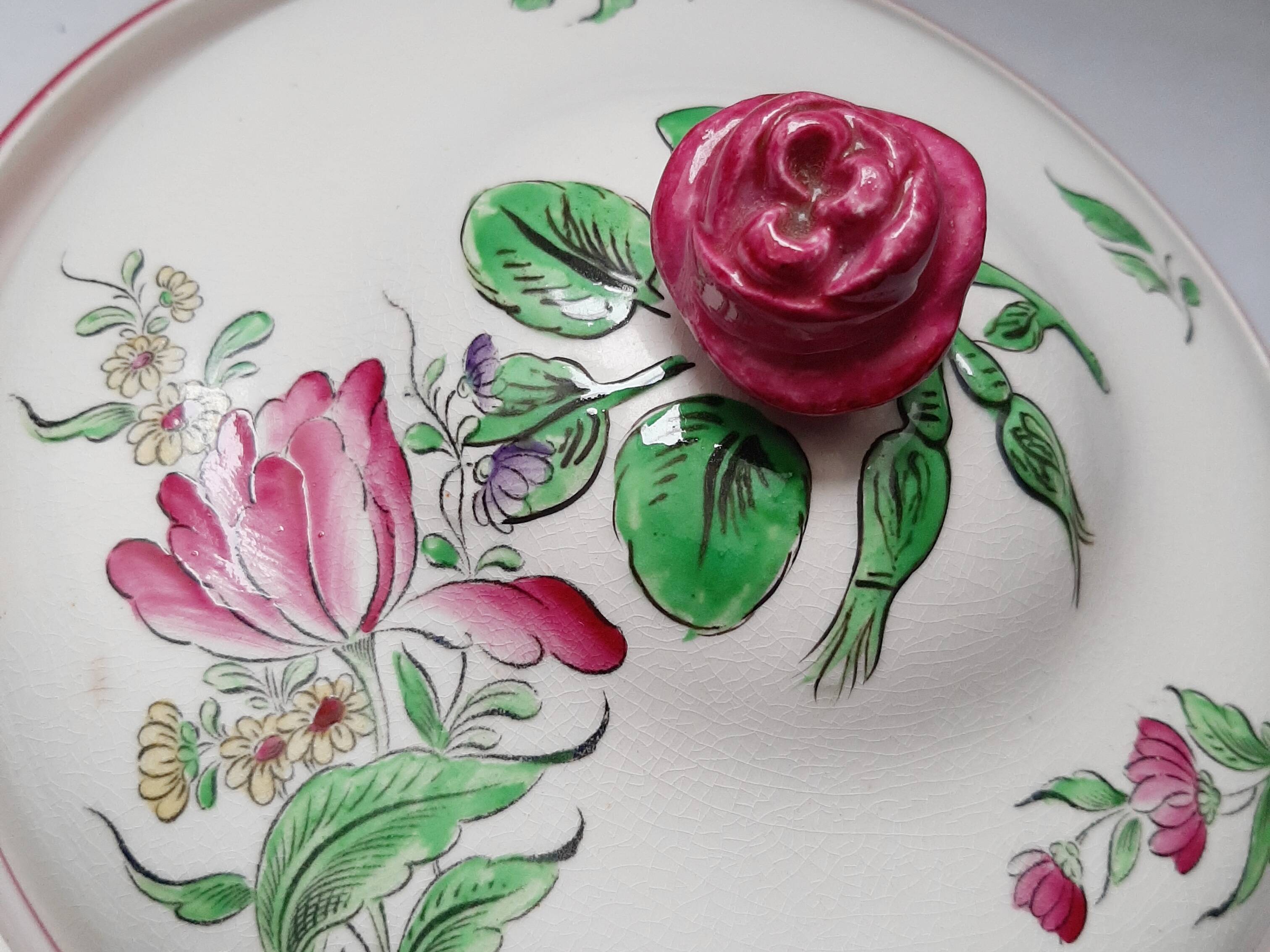 Large sweet jar in Lunéville earthenware.