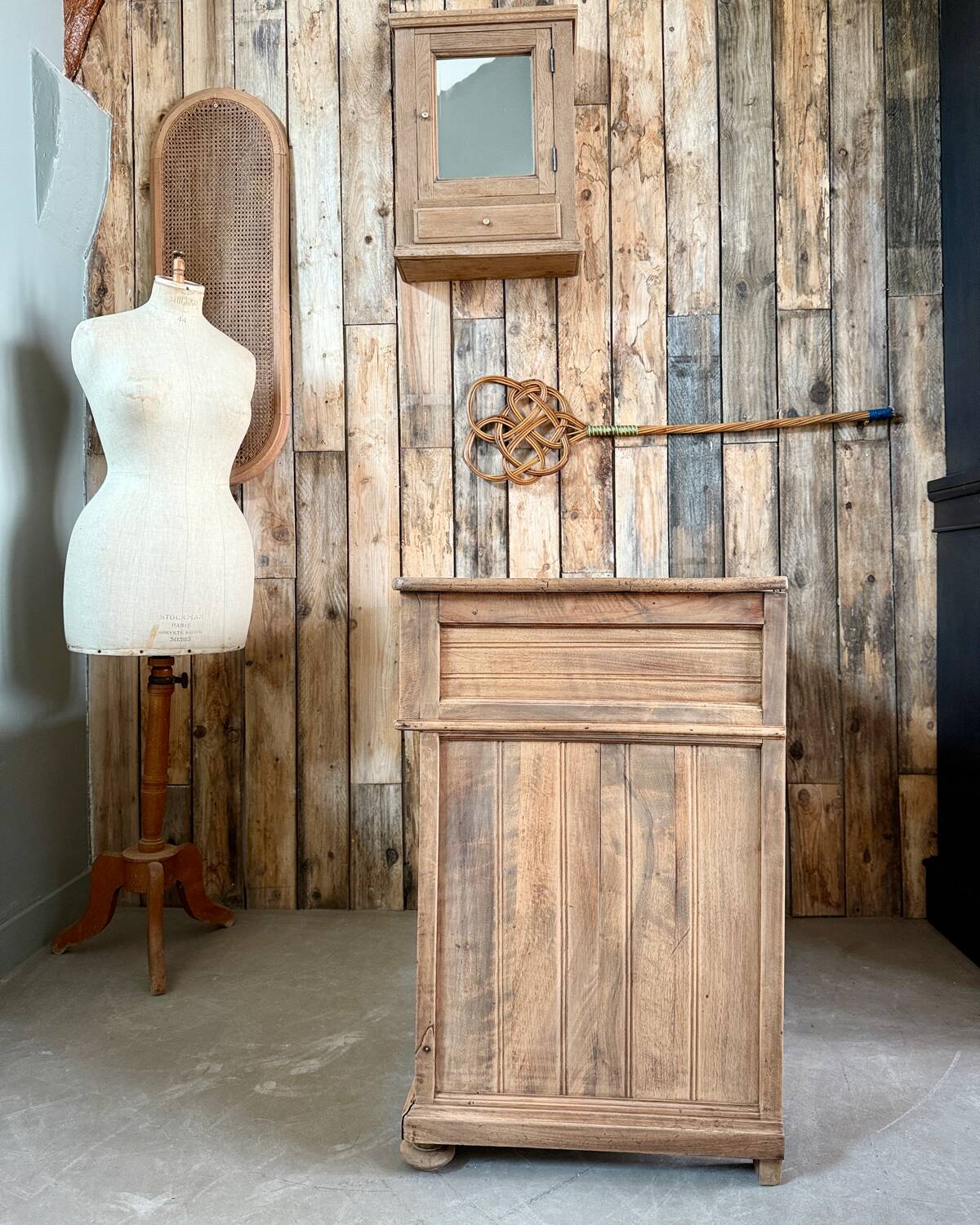 Country sideboard (renovated)