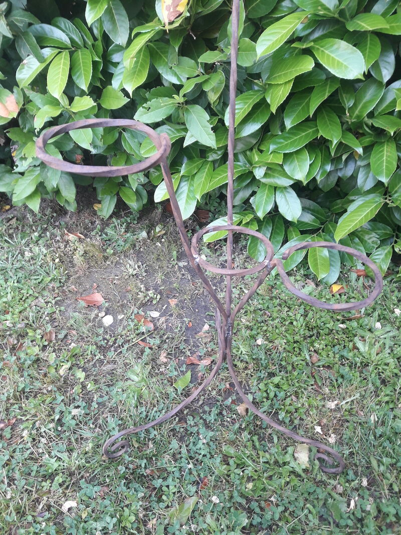 Porte plante h135cm fer torsadé vintage