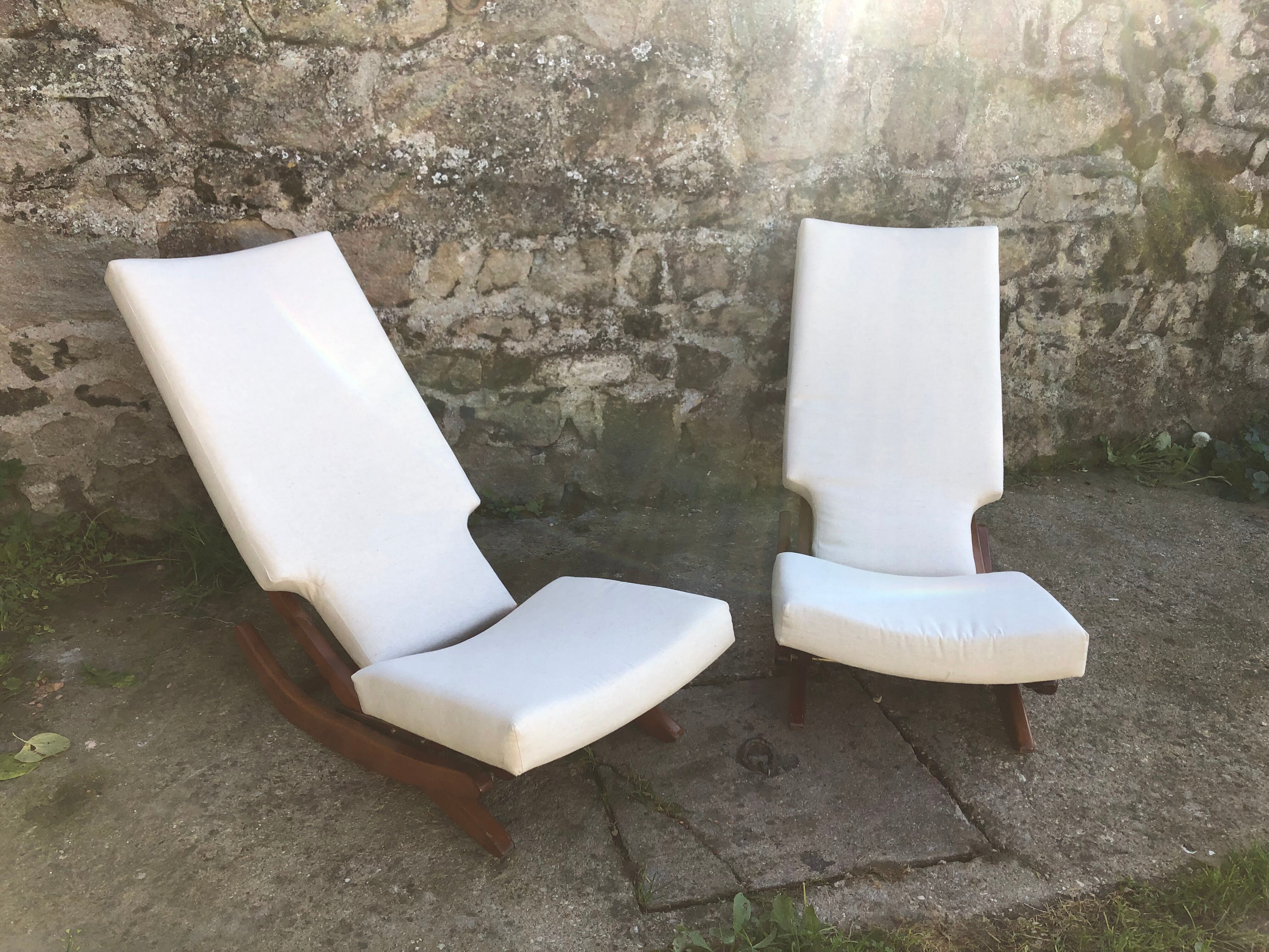 Set of 4 chairs and two reclining chairs in teak 1970