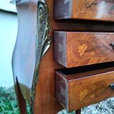 Tables de chevets en marqueterie plateau marbre style louis xv