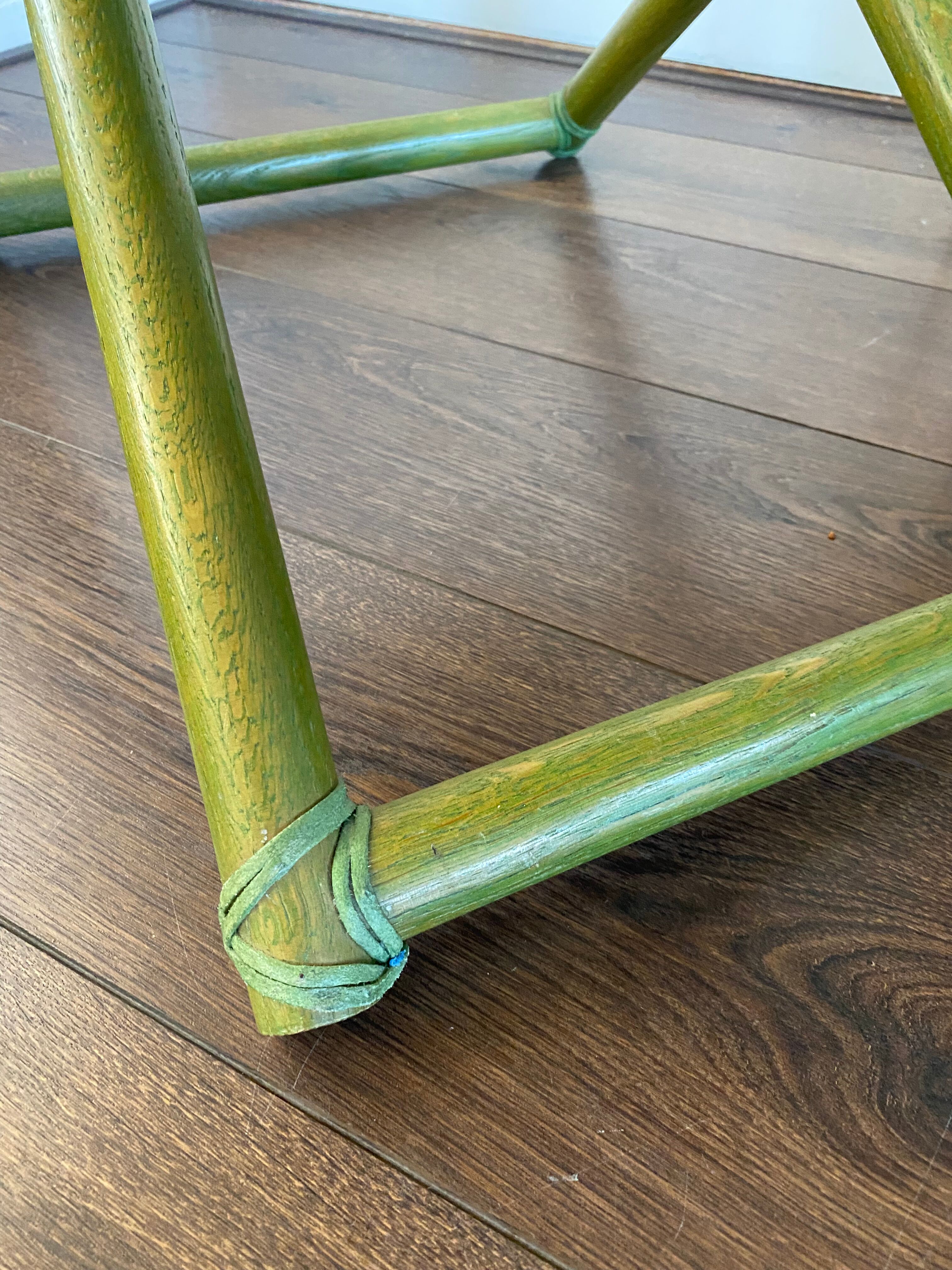 Tabouret pliable vintage Regency en hêtre italien et cuir