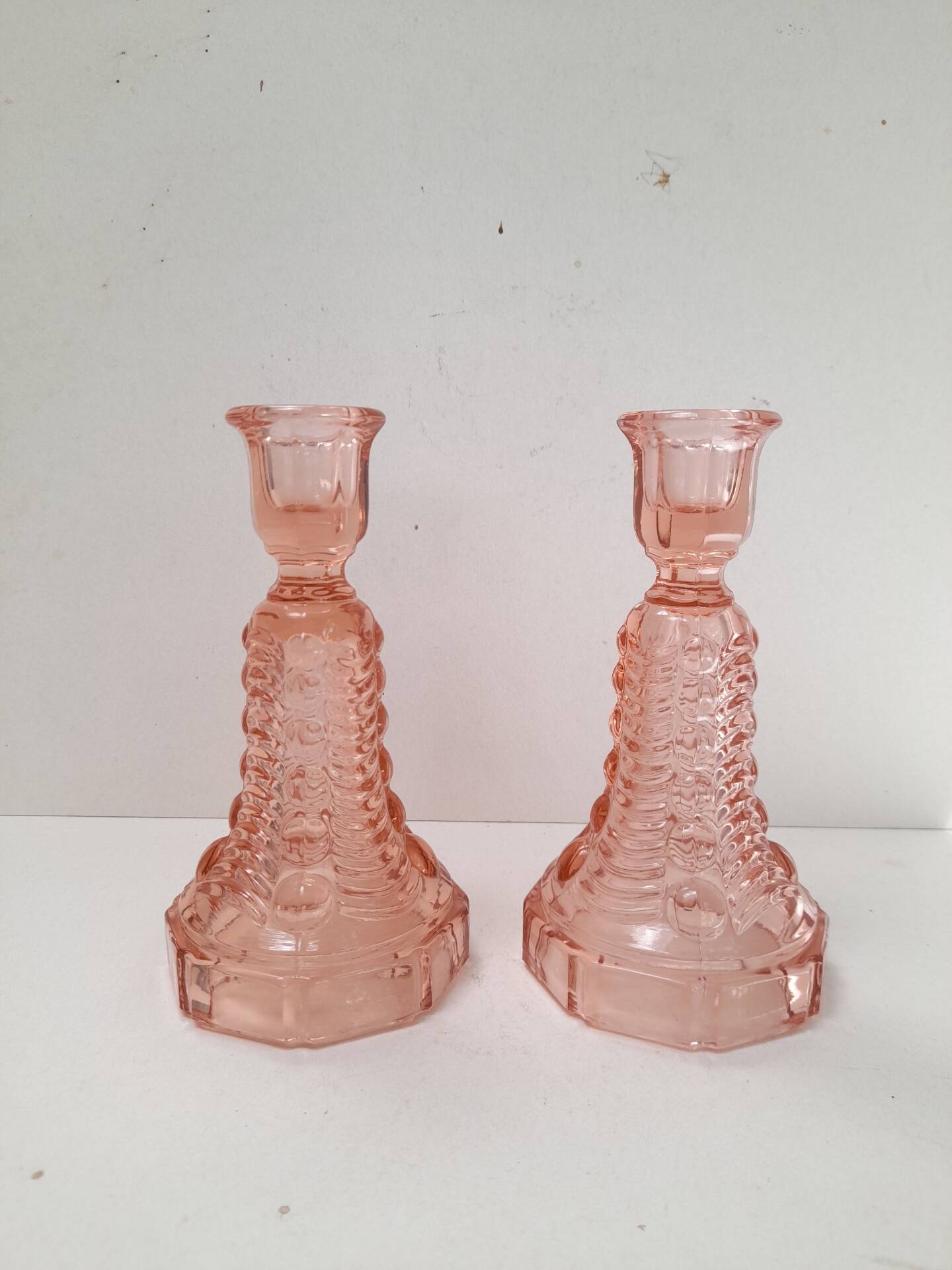 Paire de bougeoirs roses Art Déco Luxval