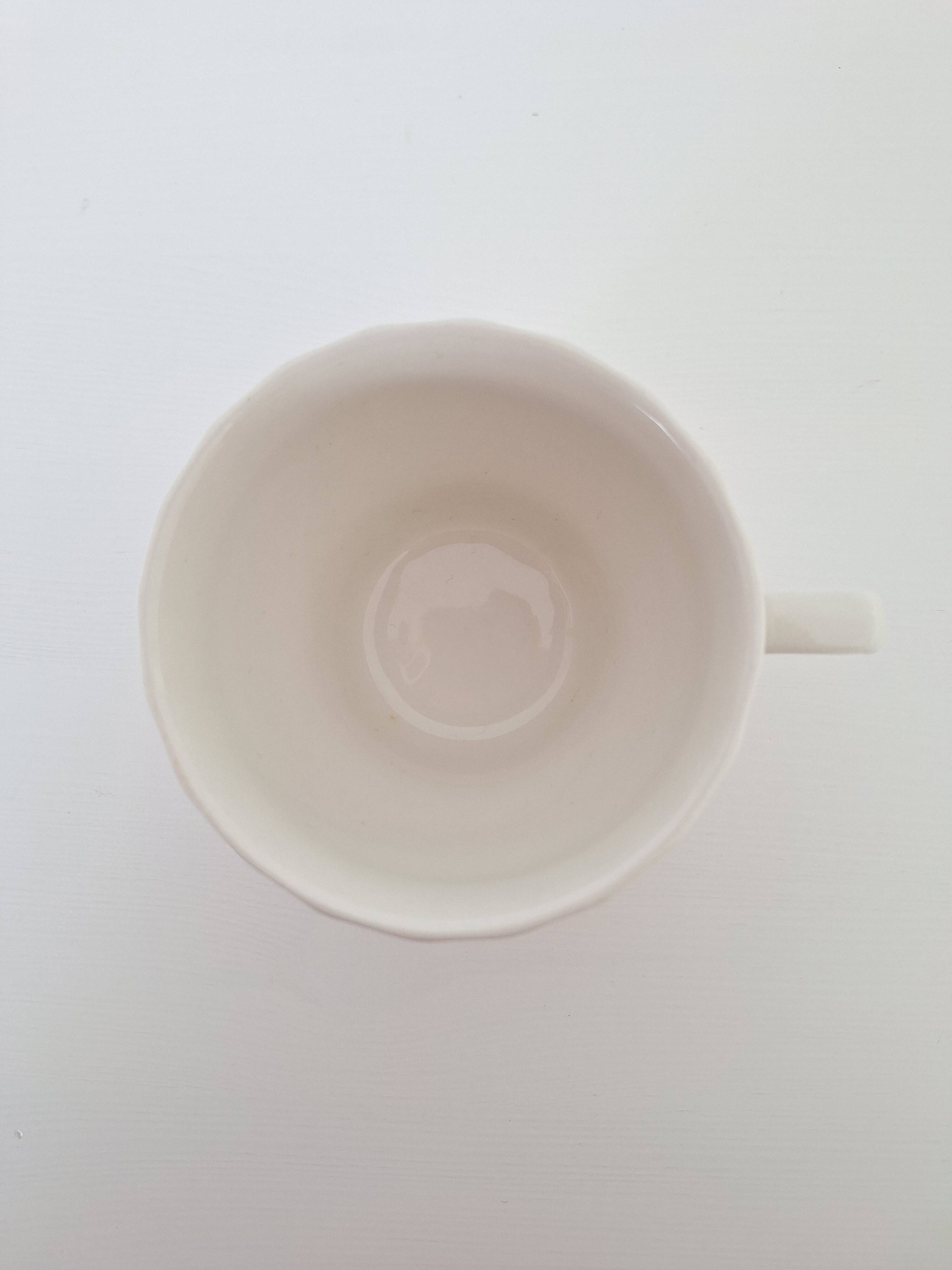 English flower cup Churchill
