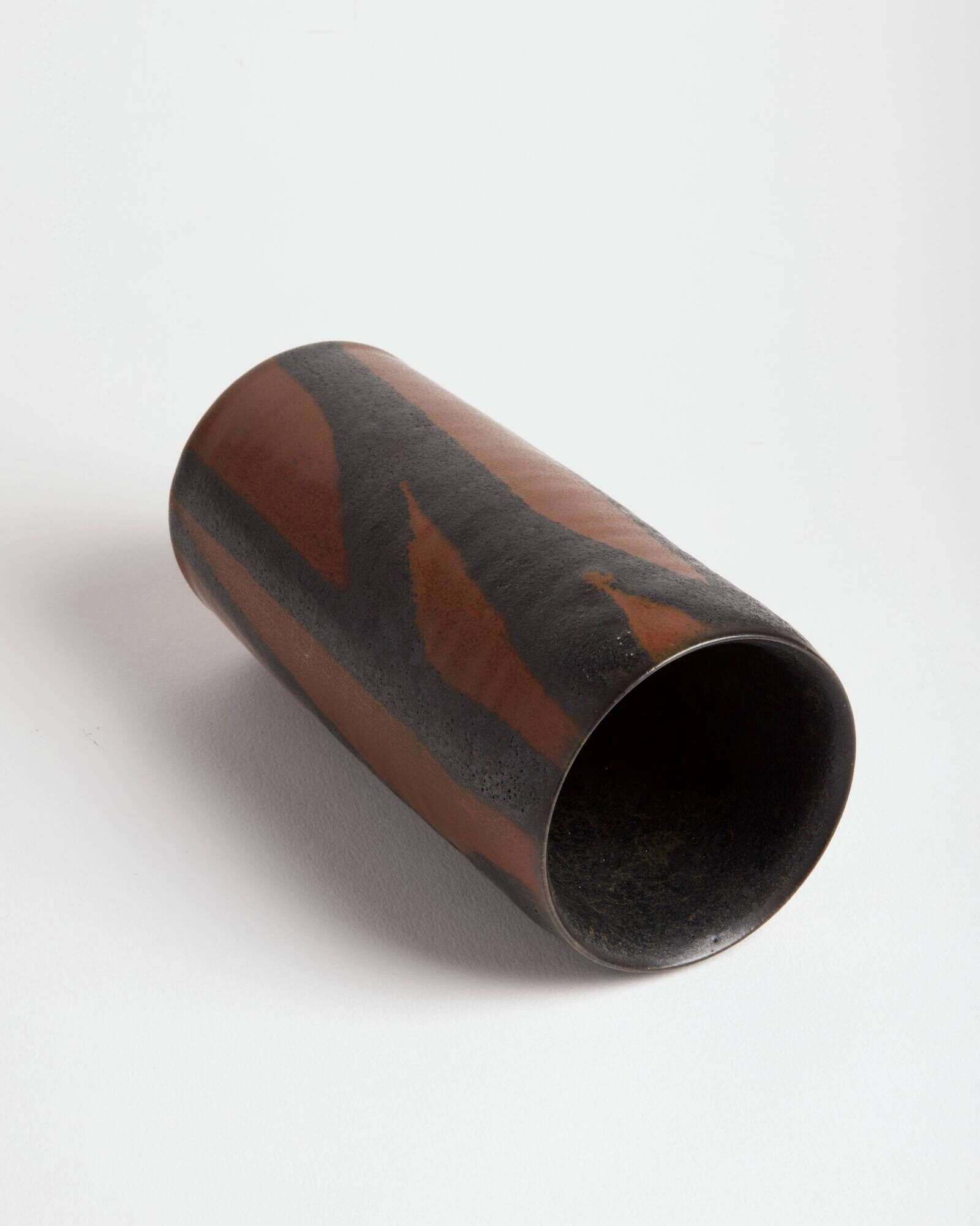 Ceramic vase by Morino Hiroaki Taimei.