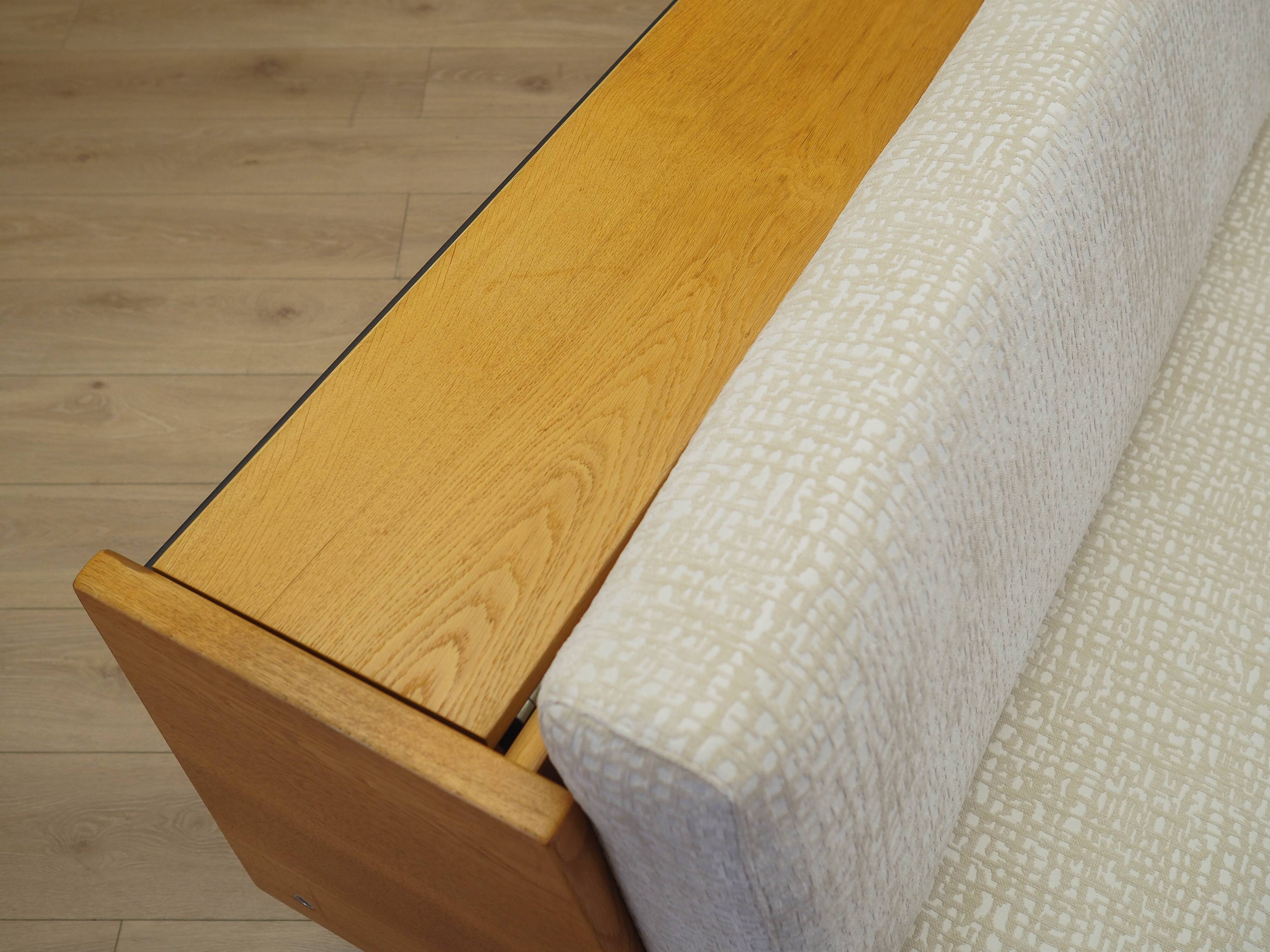 Canapé en chêne, design danois, années 1960, designer : Hans J. Wegner, fabricant : Get