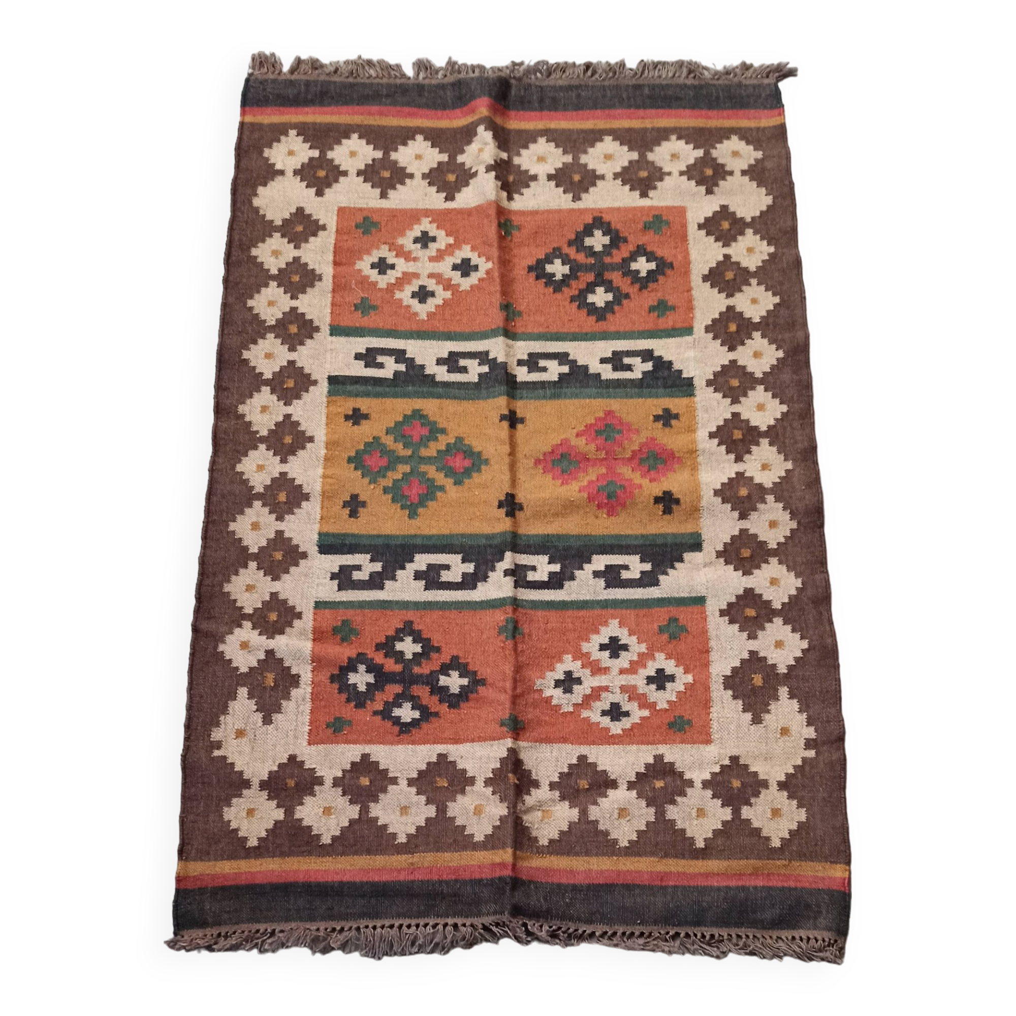 Kilim rug in jute and cotton. 125cm x 195cm