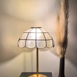 Table lamp with a vintage mother-of-pearl lampshade set