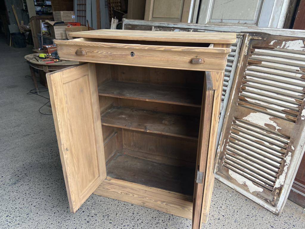 Parisian sideboard in raw wood