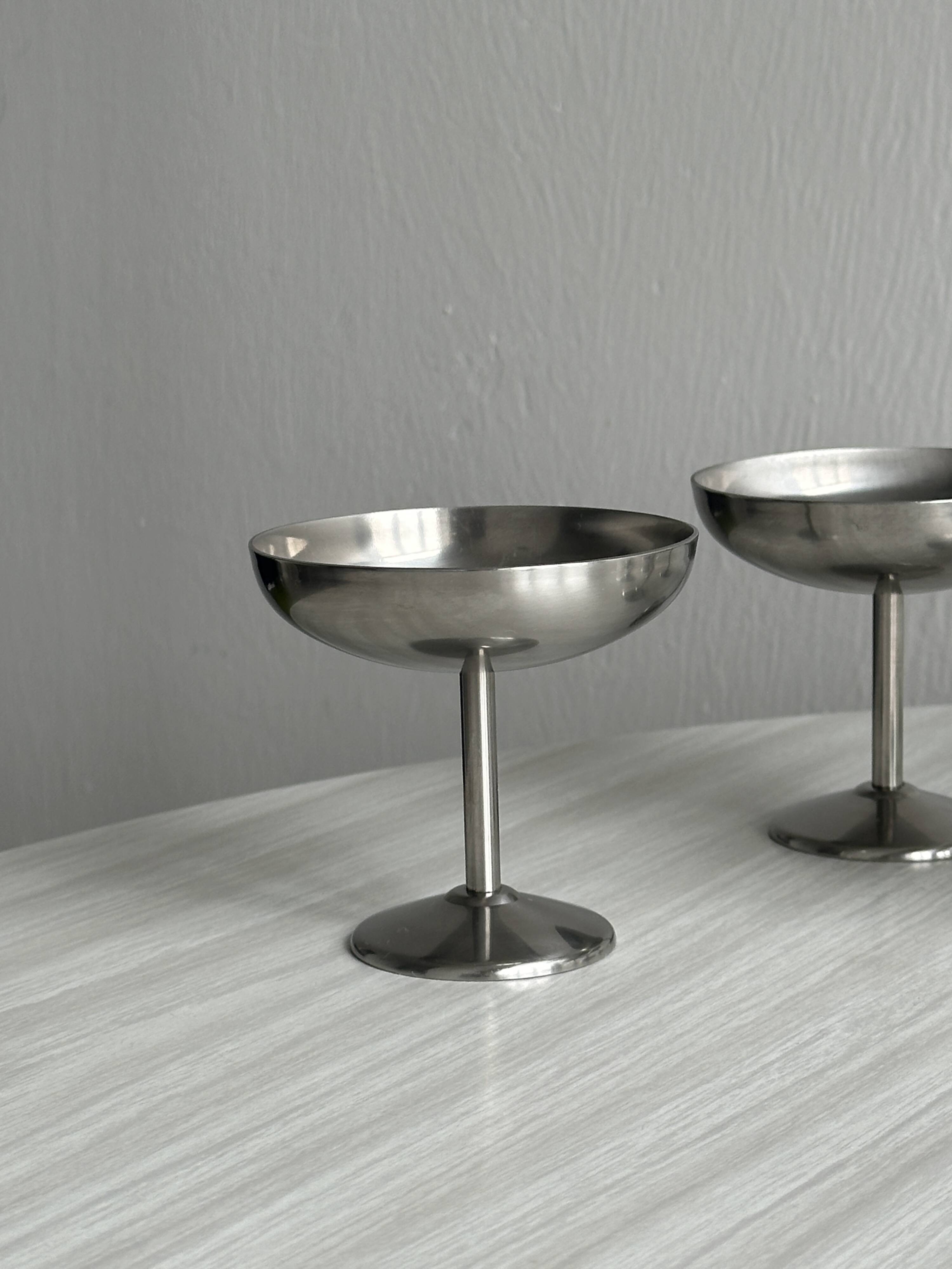 6 coupelles sur pied en inox style Letang Remy