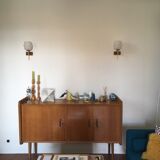 _Closes vintage wall light