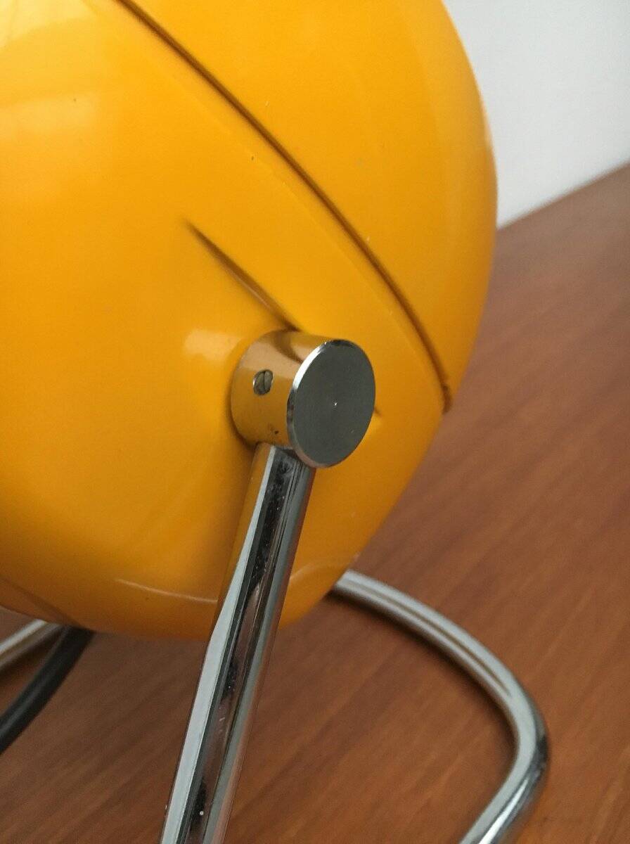 Lampe de table italienne en métal Space Age de Harveiluce, années 1970