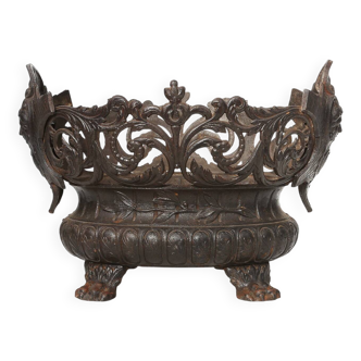 Jardinière en fonte décorée de masques et de pattes de lion, France années 1850