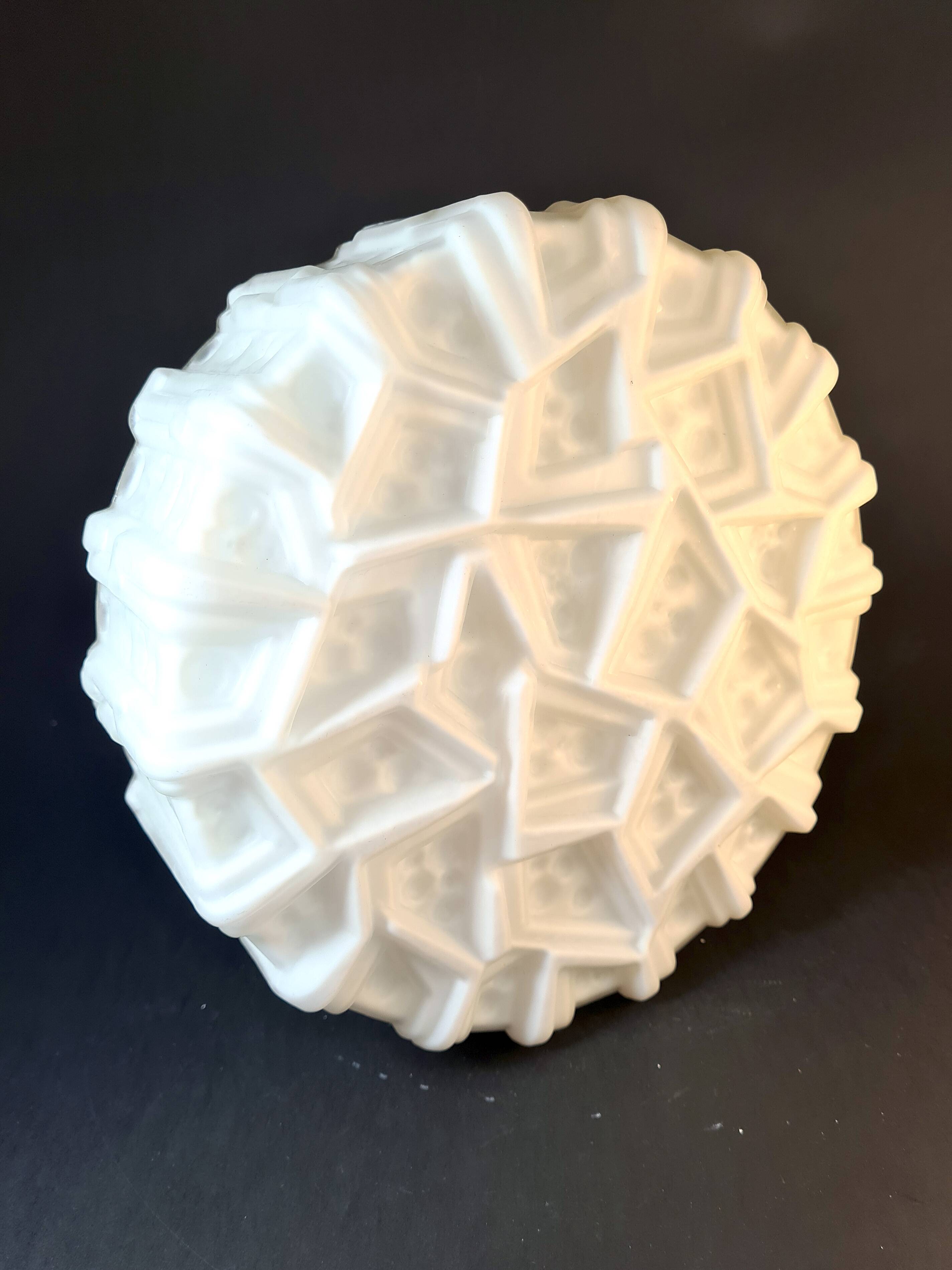 Peill & Putzler Sixties Wall Light in White Opaline – Geometric Pattern