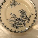 2 flat plates from Gien, thistles model