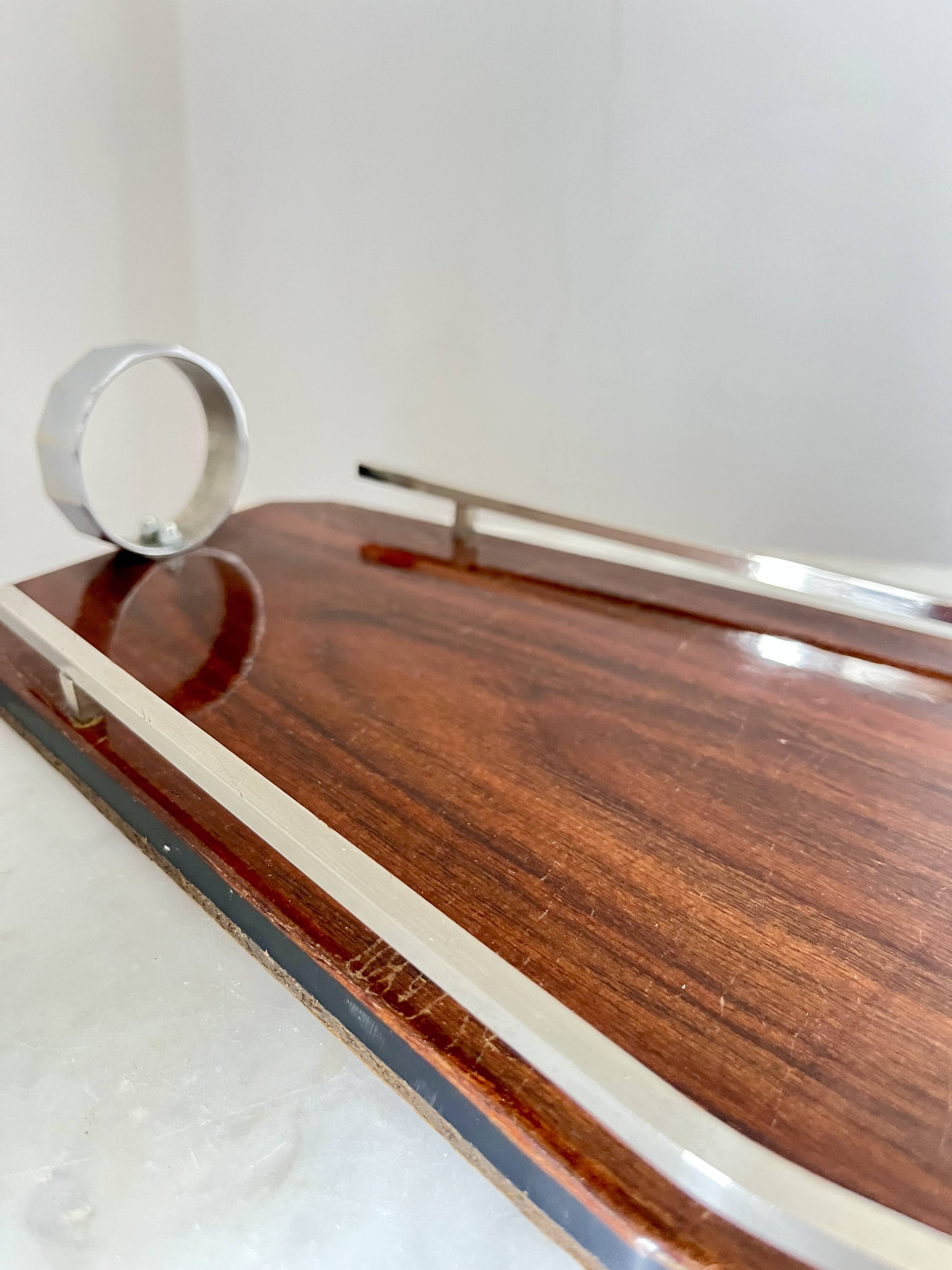 Plateau de service Art déco en bois et chrome – Design géométrique, vintage années 1930