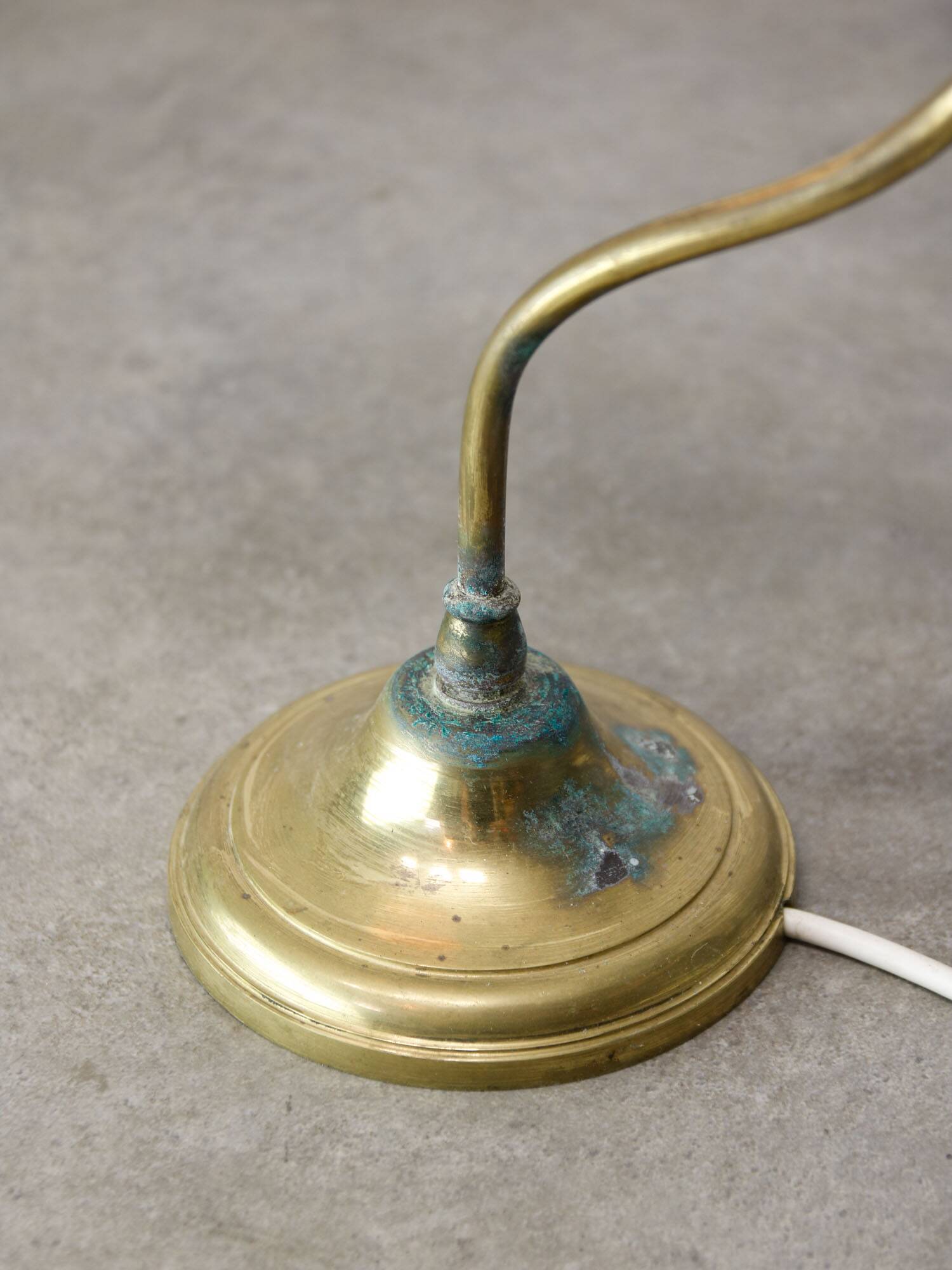 Mid Century Italian Table Lamp in Brass and Etched Glass