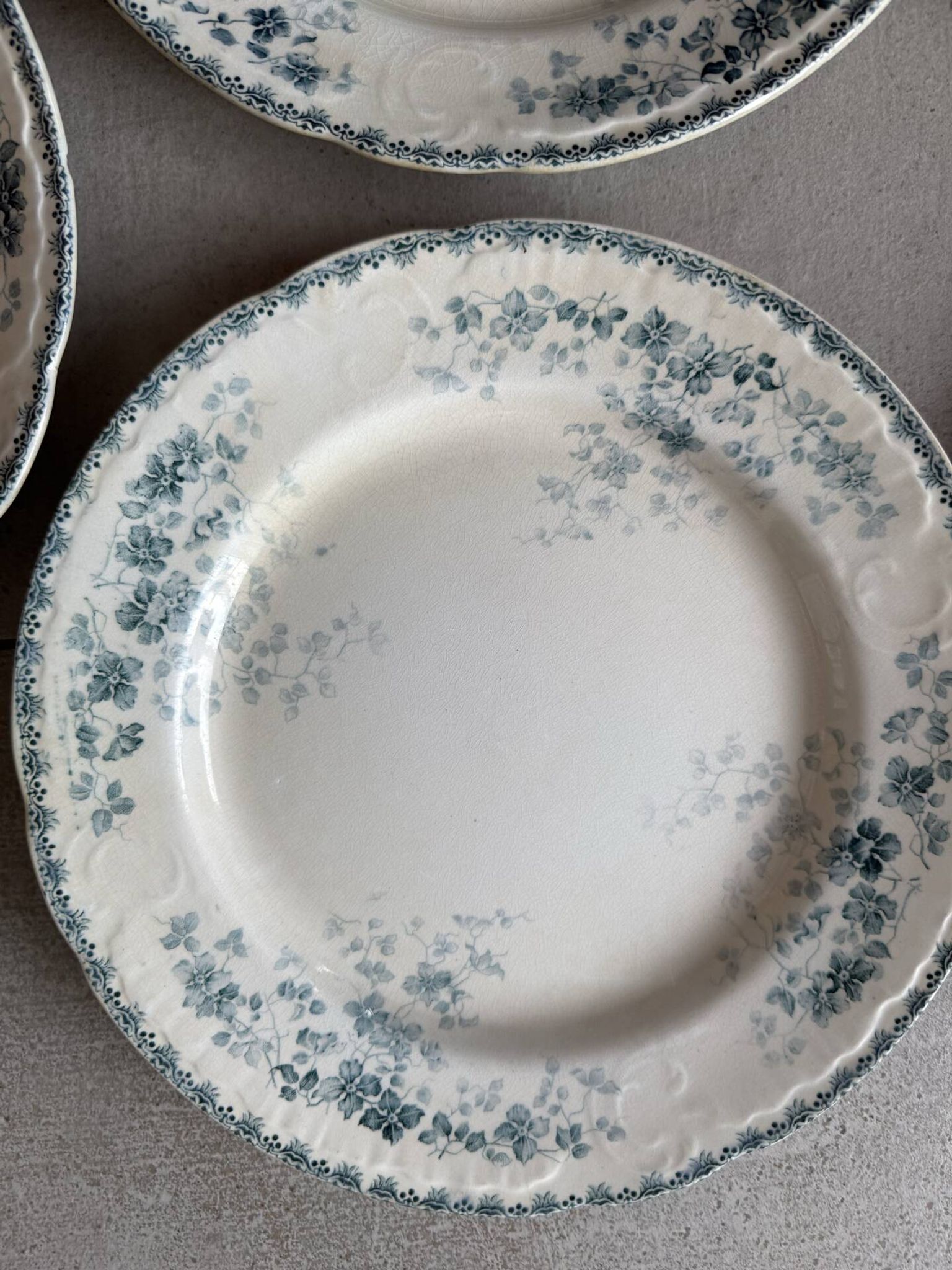 Lot of 7 flat plates Boulenger Choissy le Roi