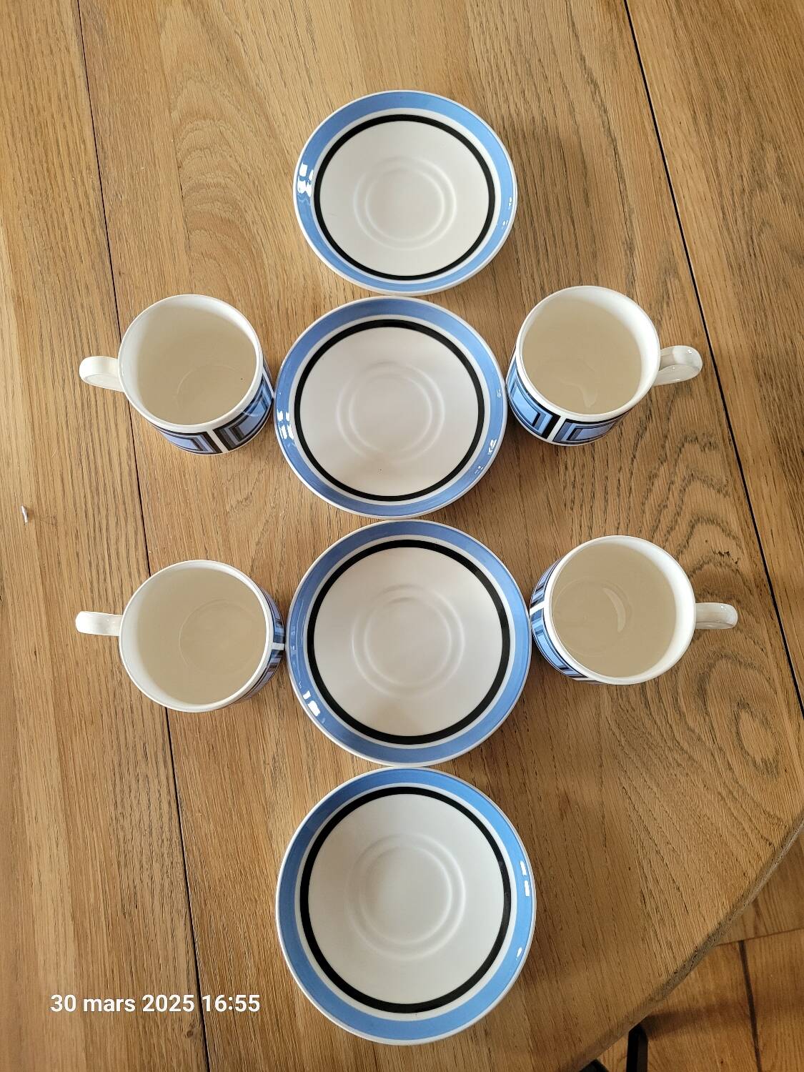 4 vintage cups and saucers