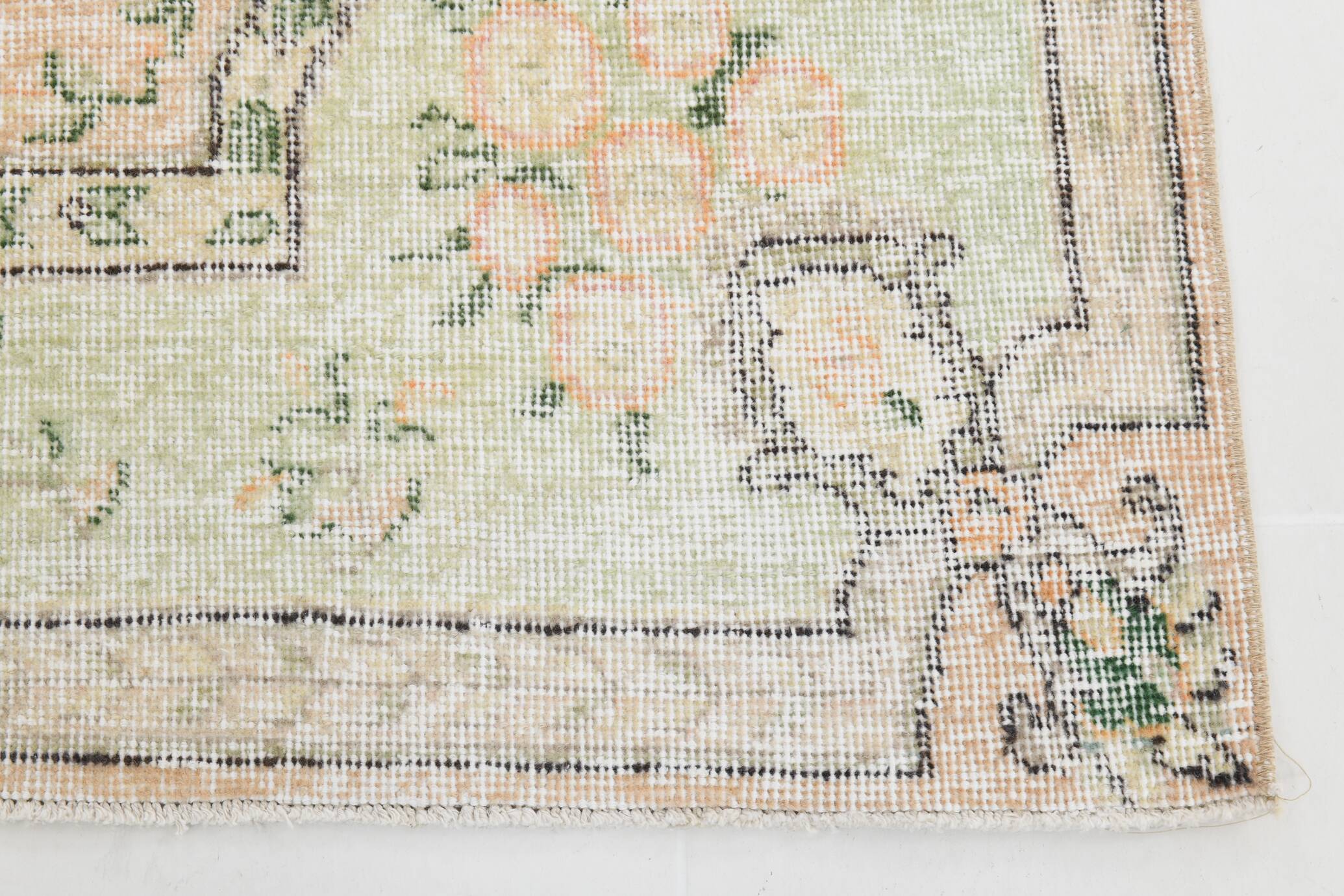 Soft Peach Muted Wool Vintage Rug For Home Decor, 184x292 Cm