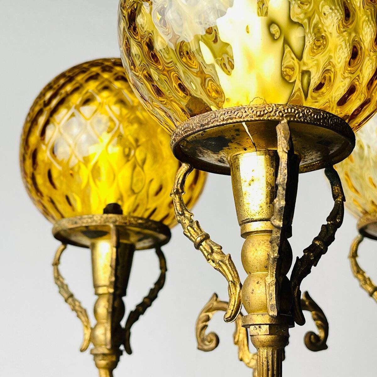 Lampe de table à 3 bras Chasse par C. Florentine, Italie, années 1950