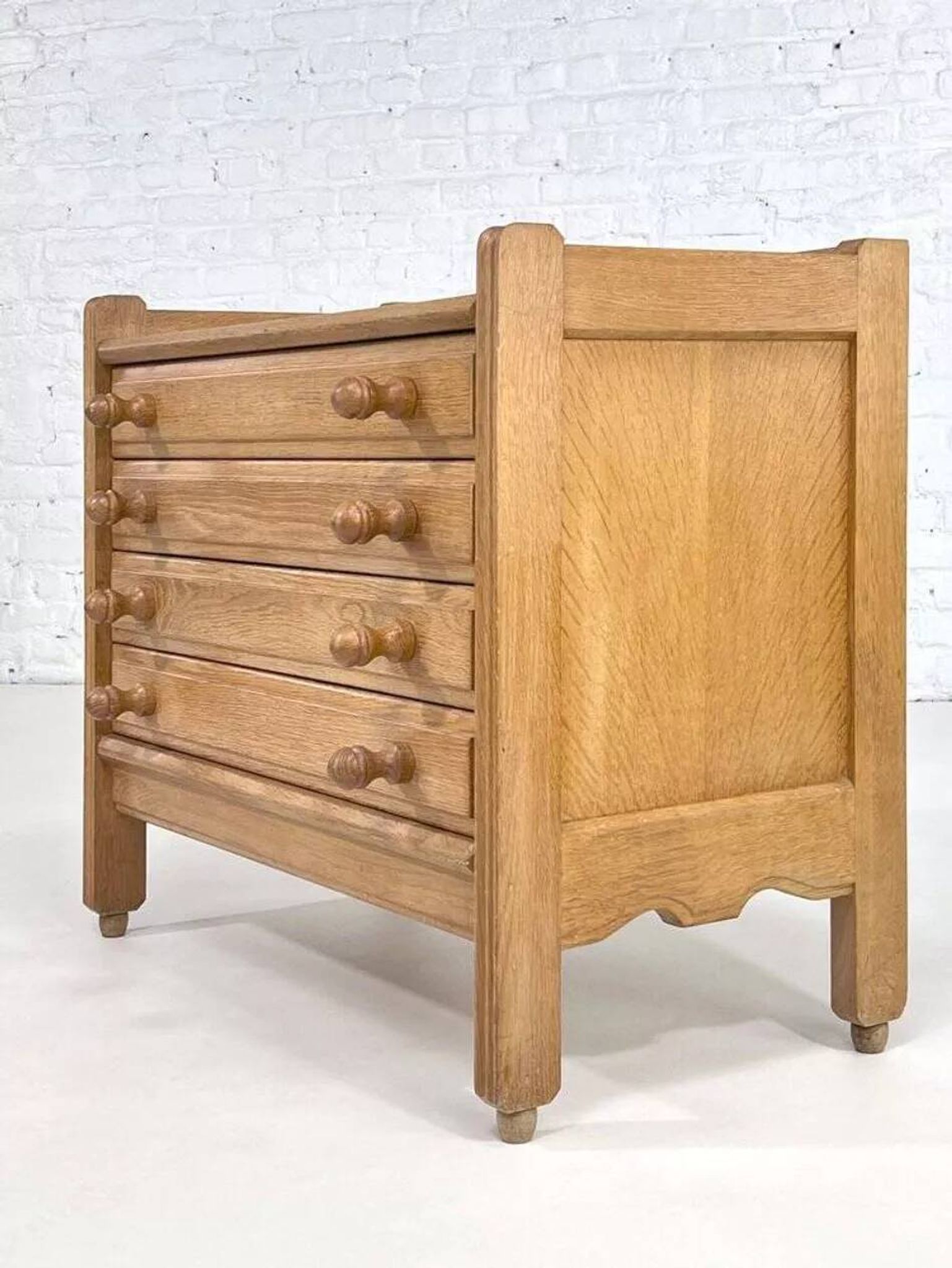Commode à Tiroirs par Guillerme et Chambron pour Votre Maison, 1960s